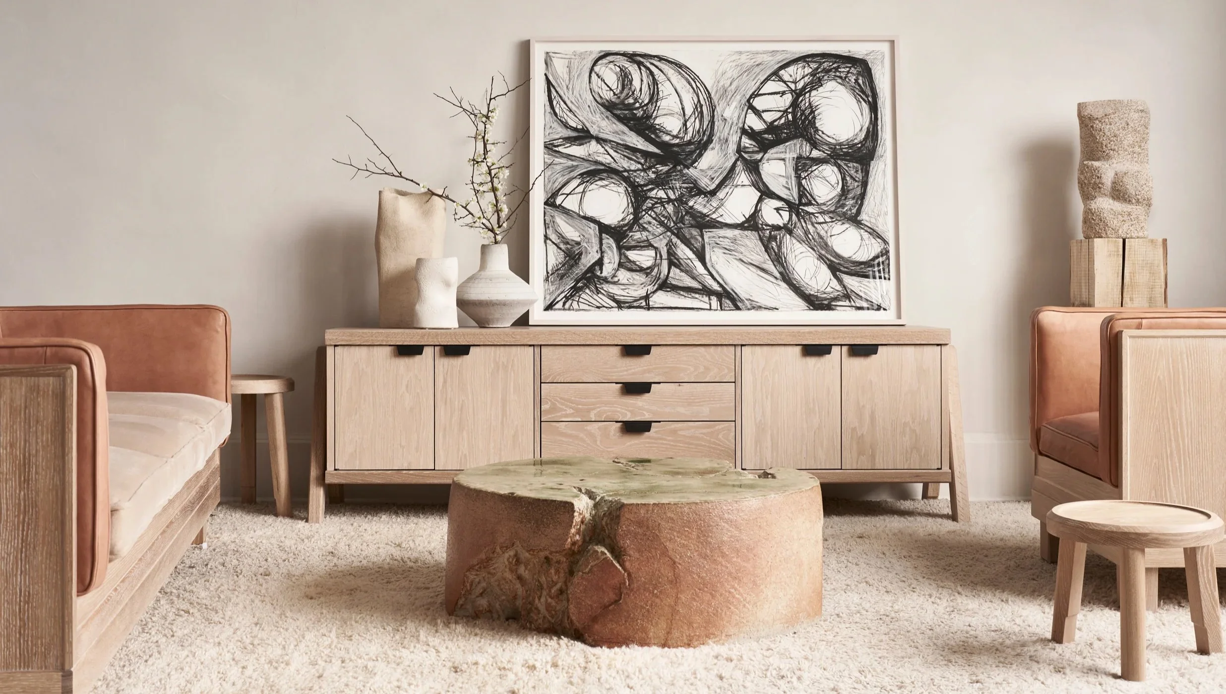 V Credenza - 1.jpg