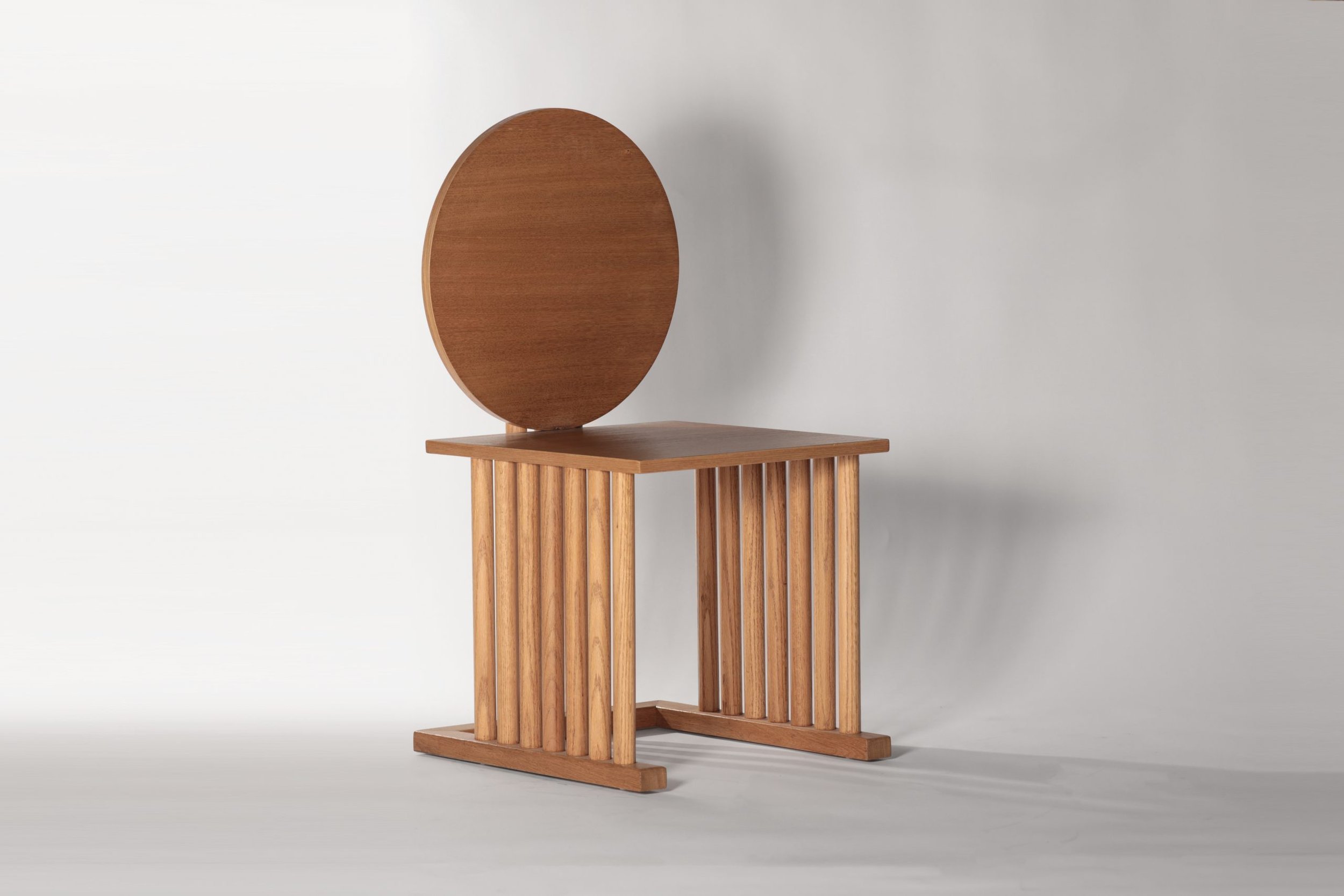 STOA Chair - 1.jpg