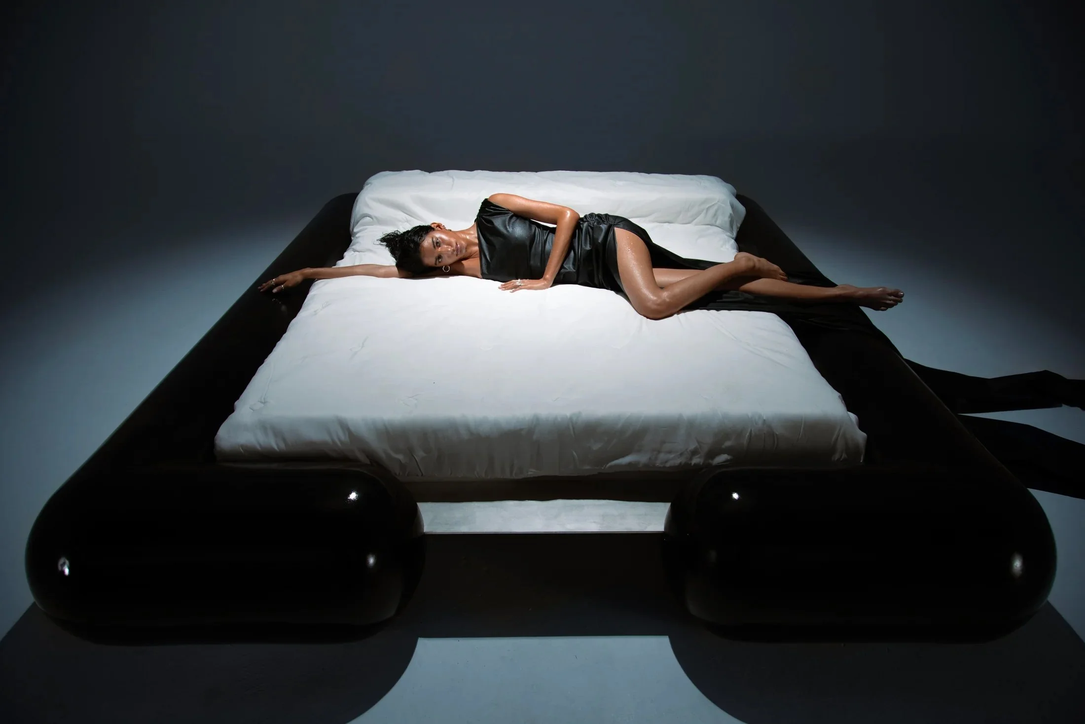 Hug Bed - 3.jpg