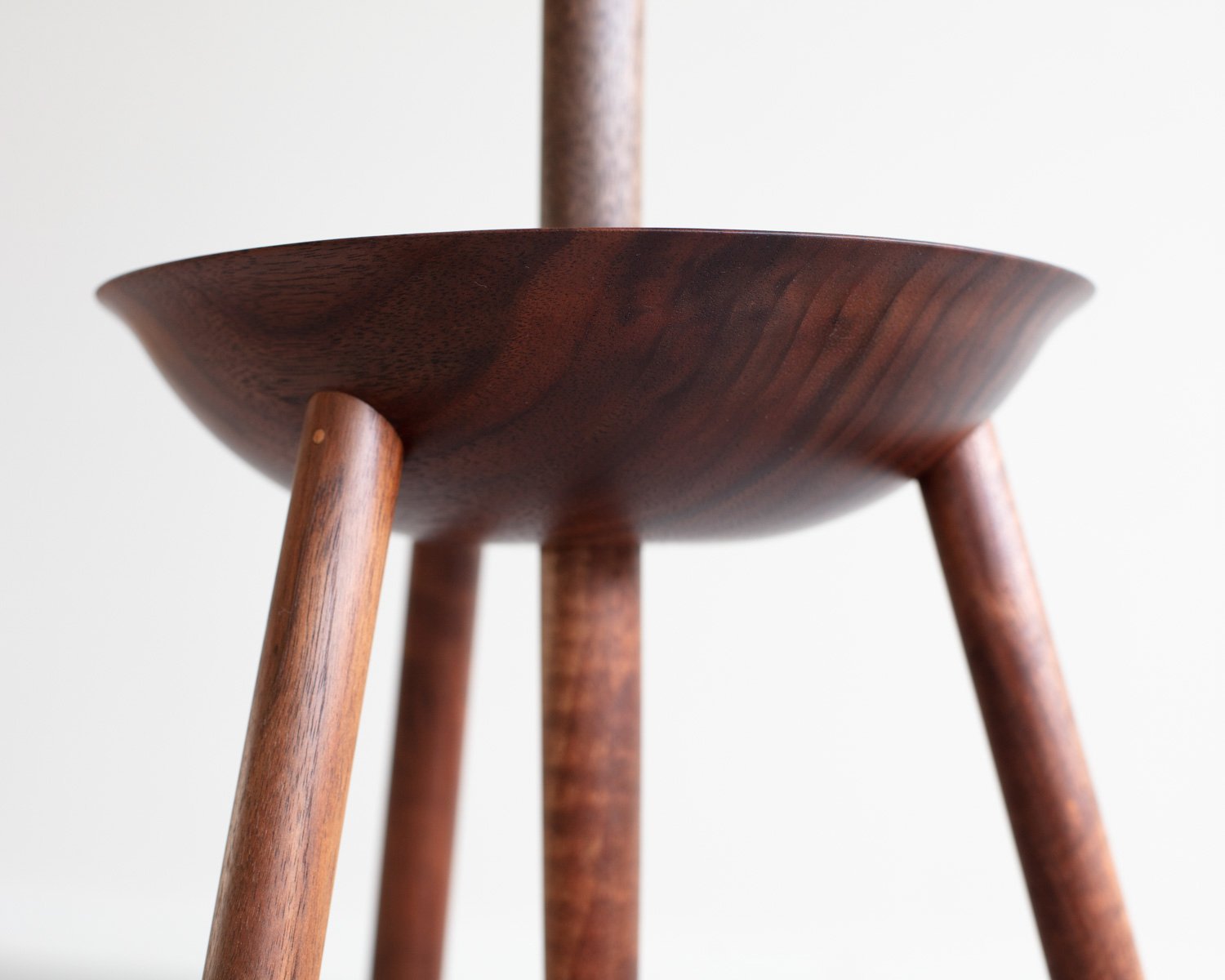 Tripod Lamp - 3.jpg