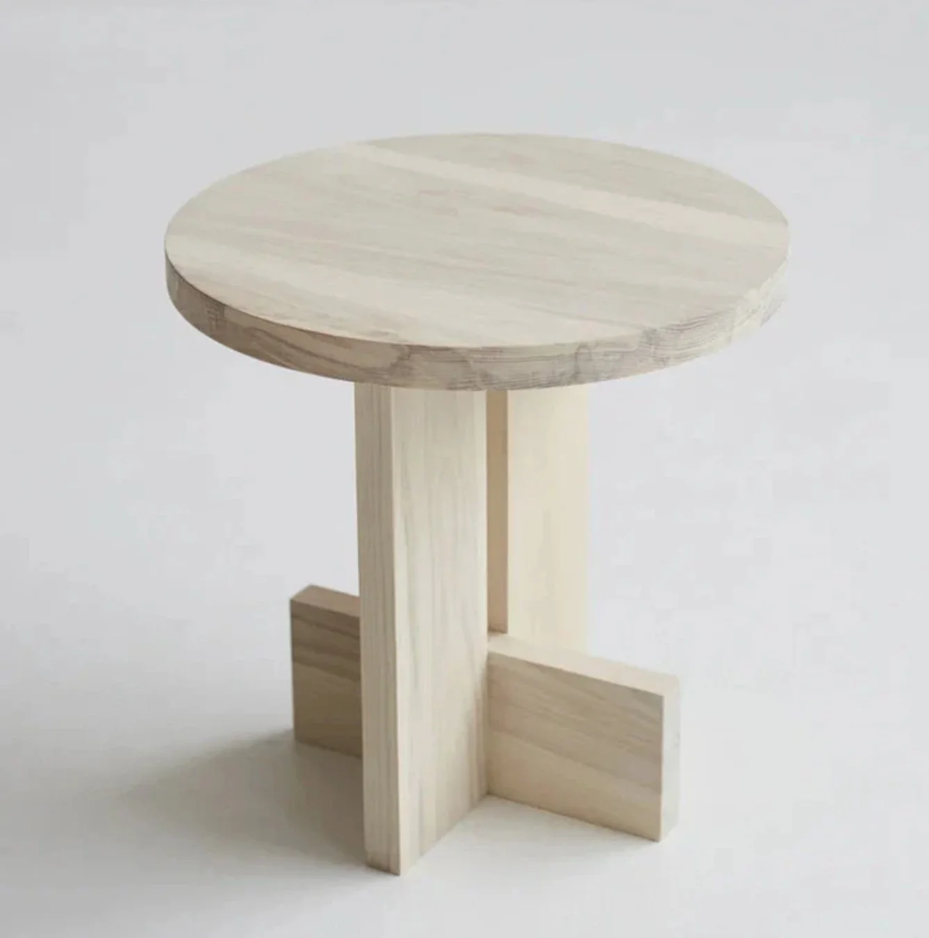 Axel Table - 2.jpg