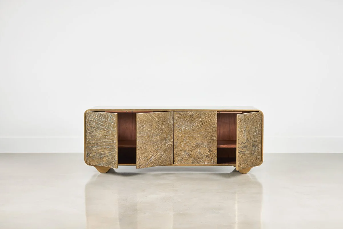 Casino Credenza - 3.jpg