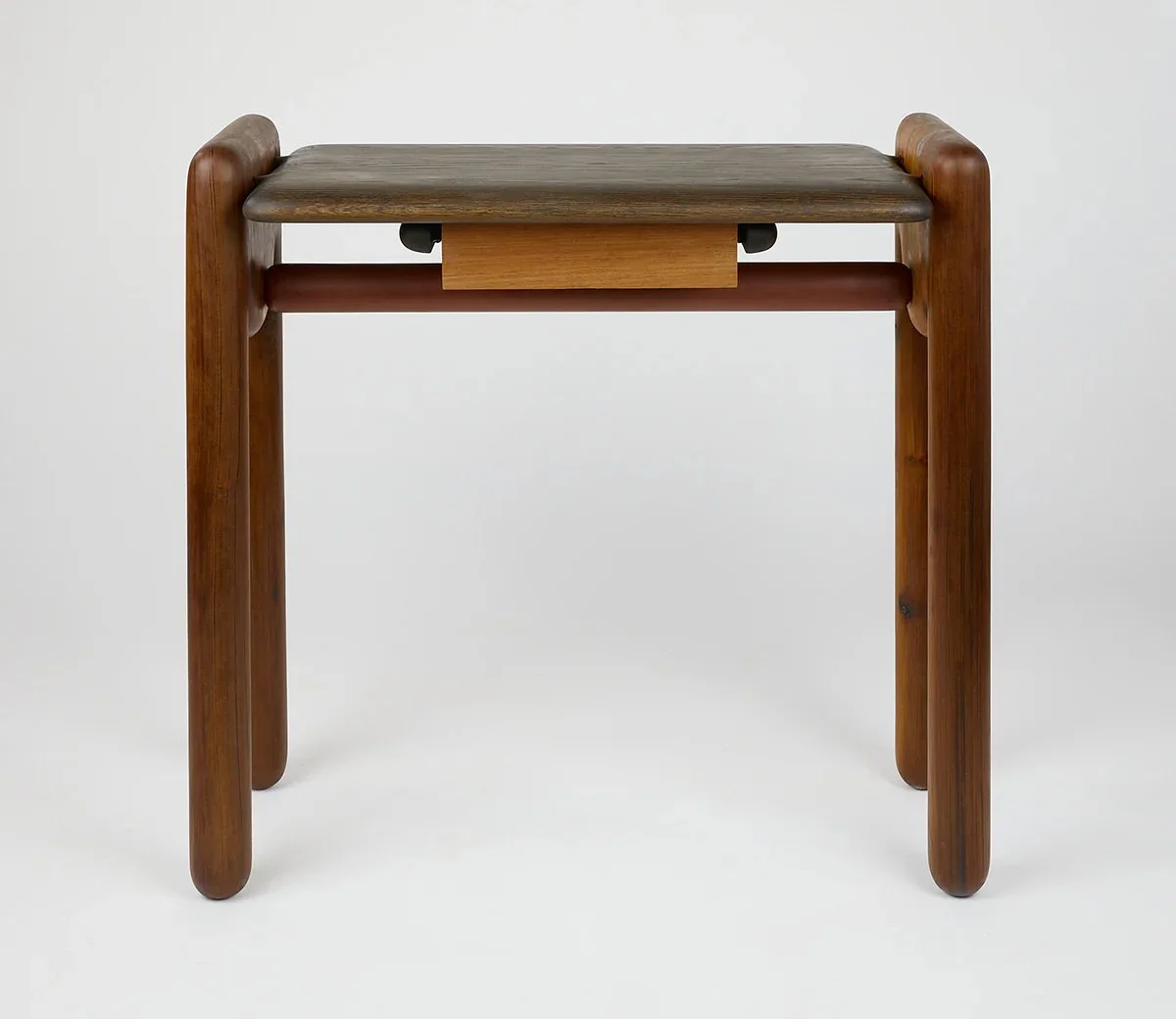 Gigi console - 4.jpg