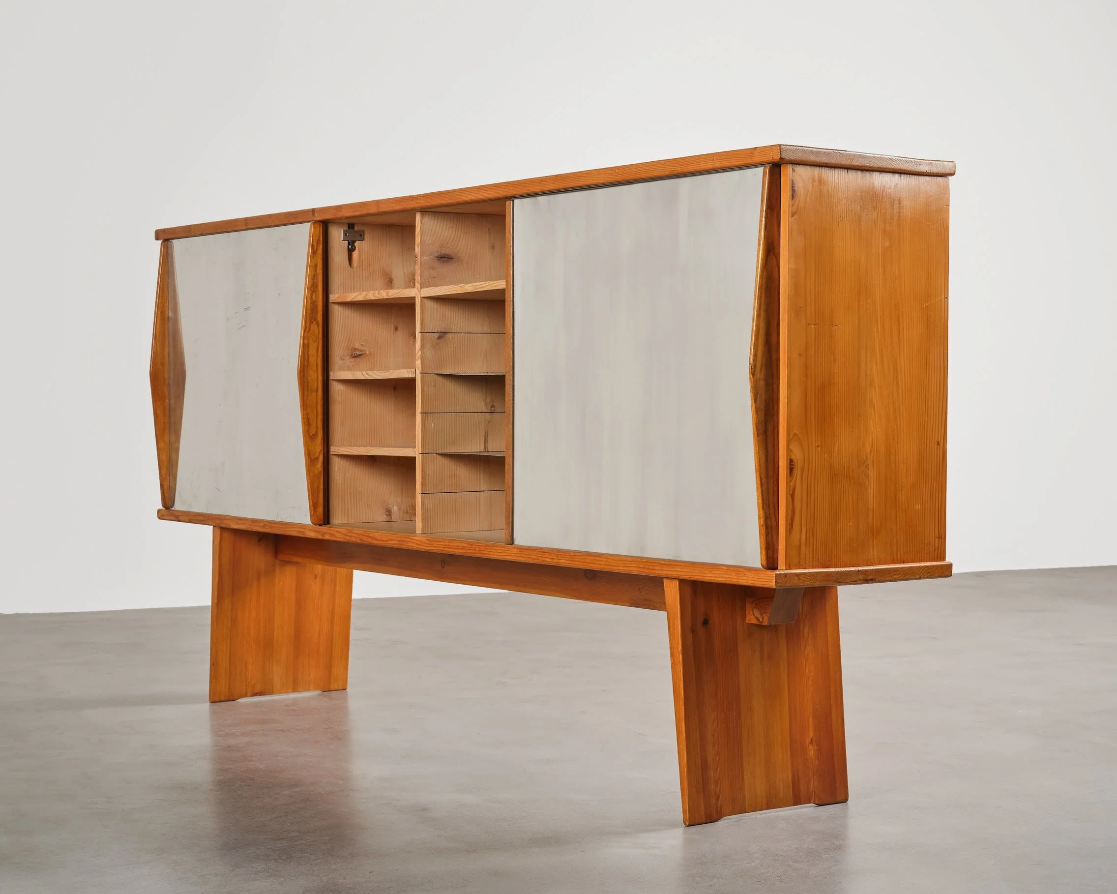 Bahut Trois Portes Mod. 4 - 2.jpg