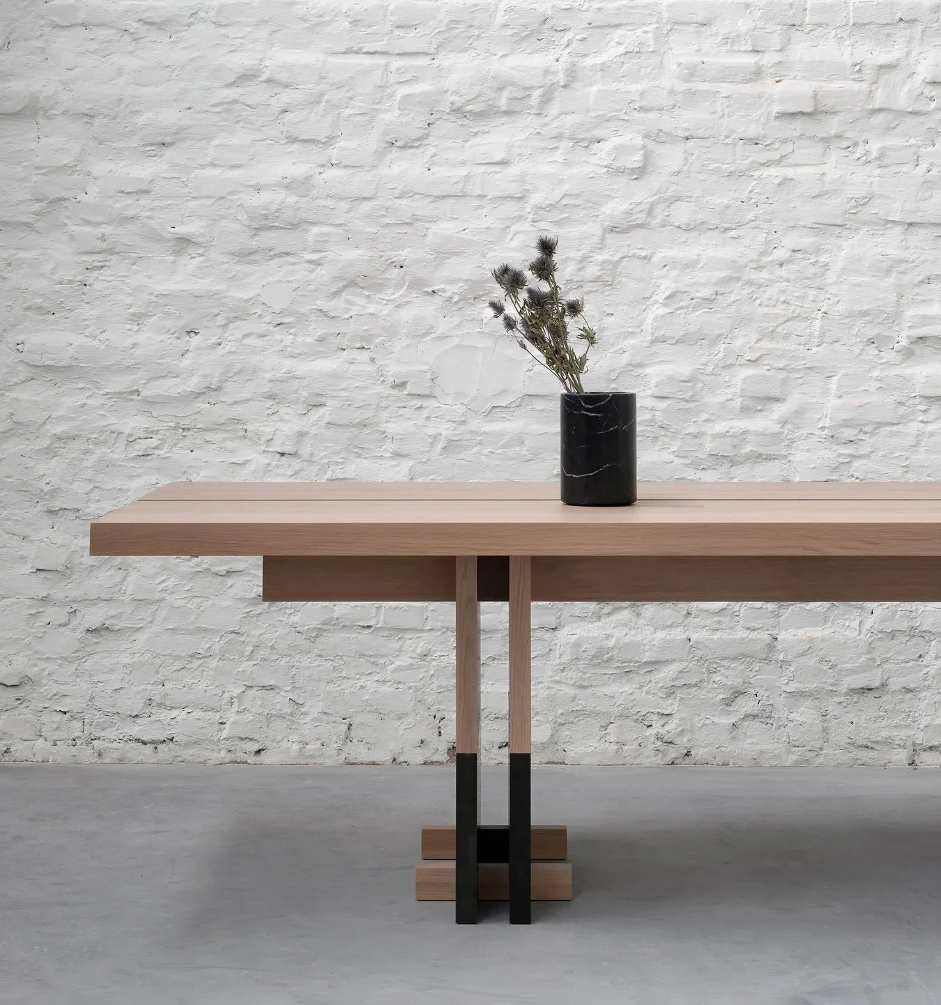 Rift Dining Table Premium - 4.jpg
