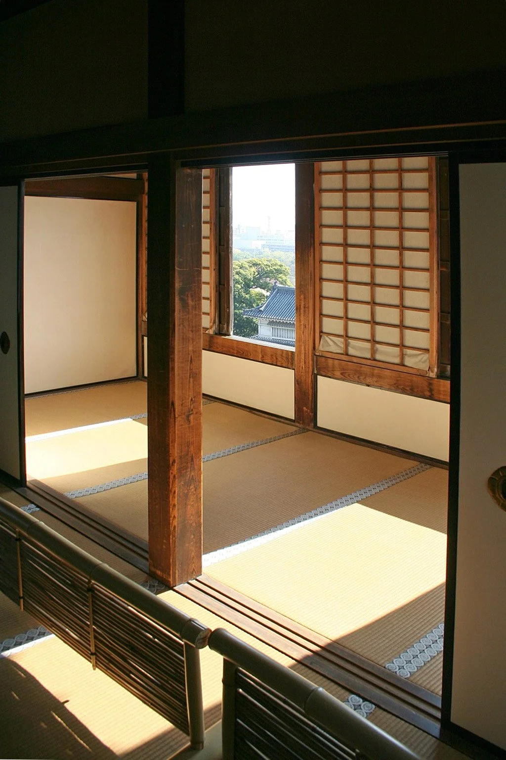 Himeji Castle - 21.jpg