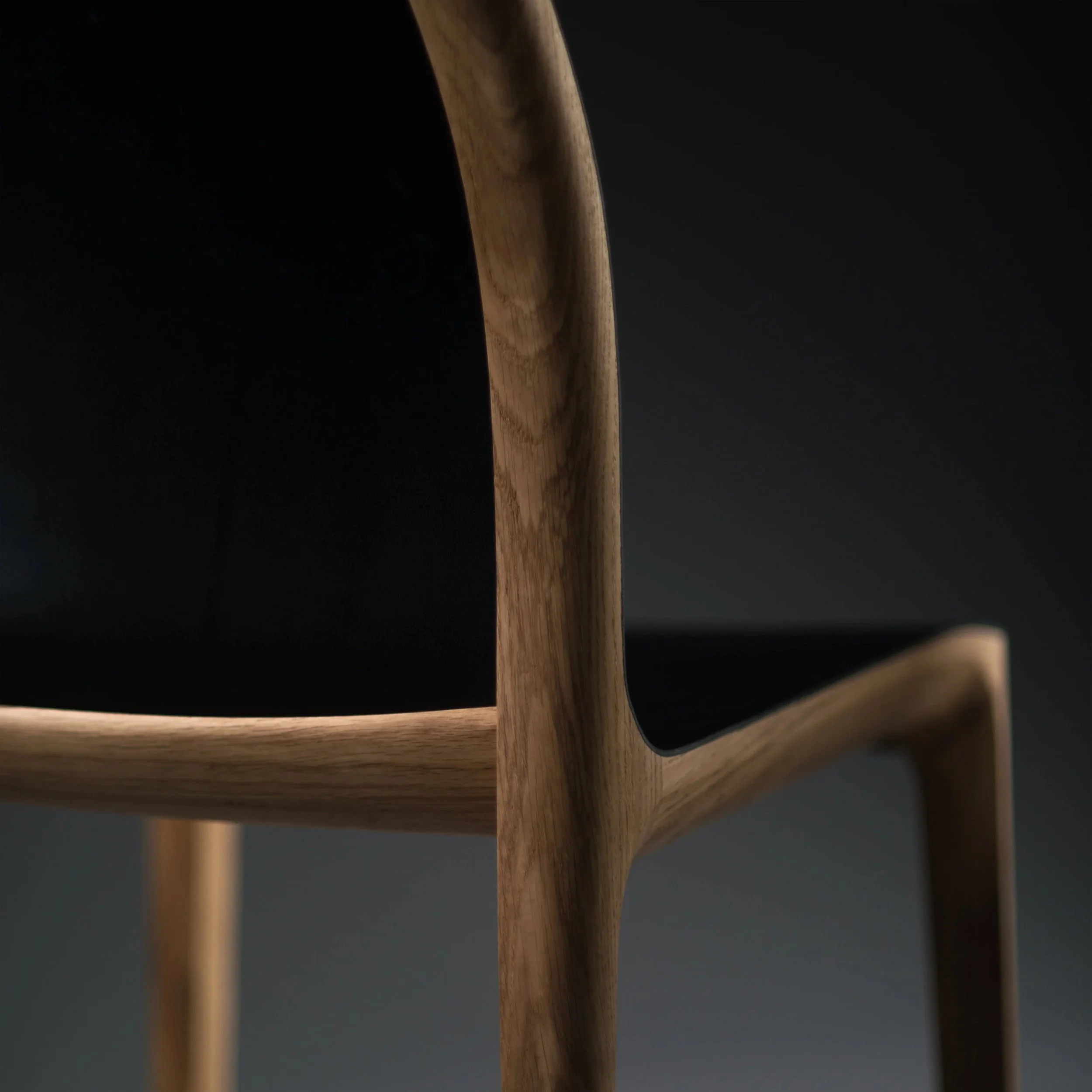 Invito Chair - 3.jpg