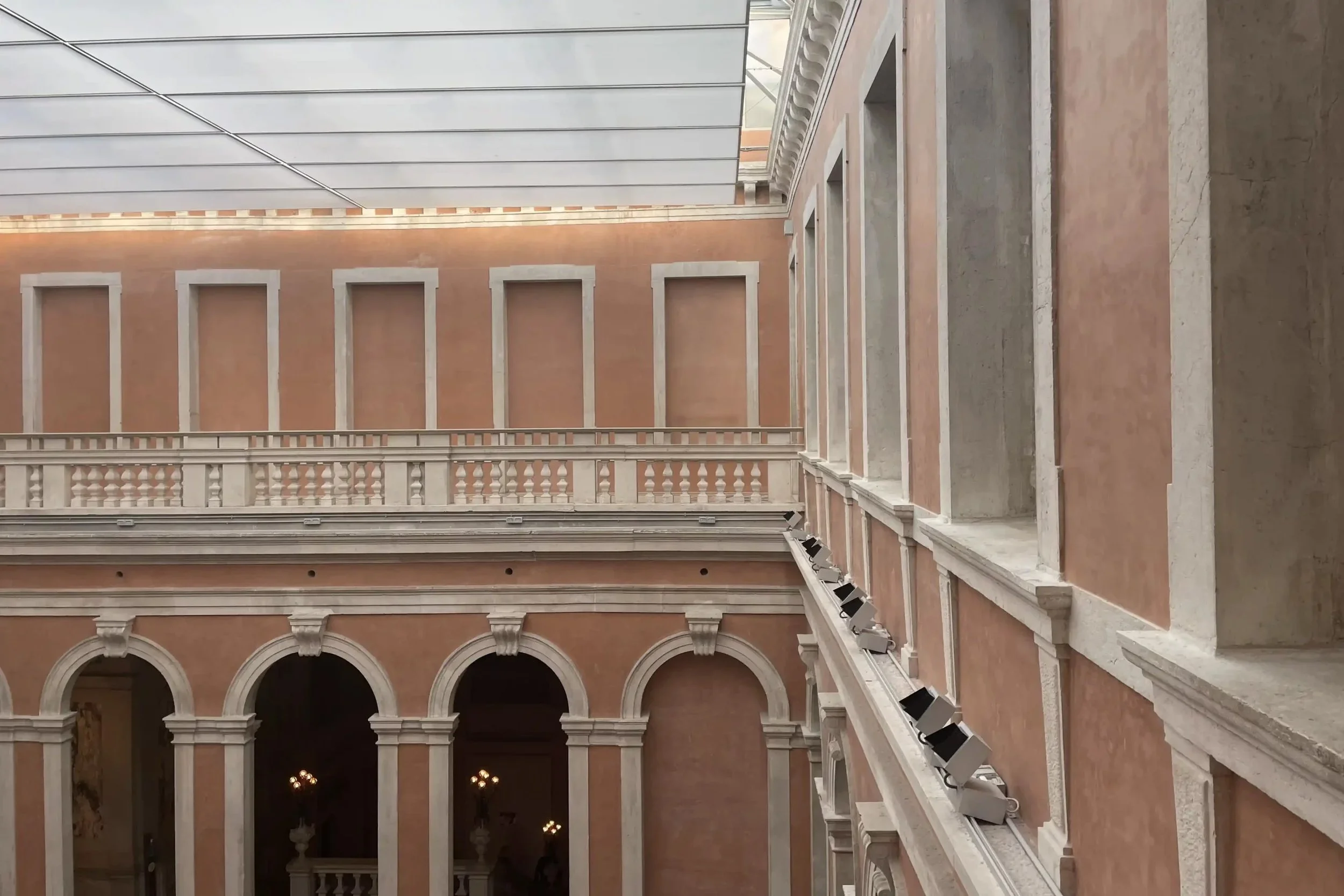 Palazzo Grassi - 9.jpg