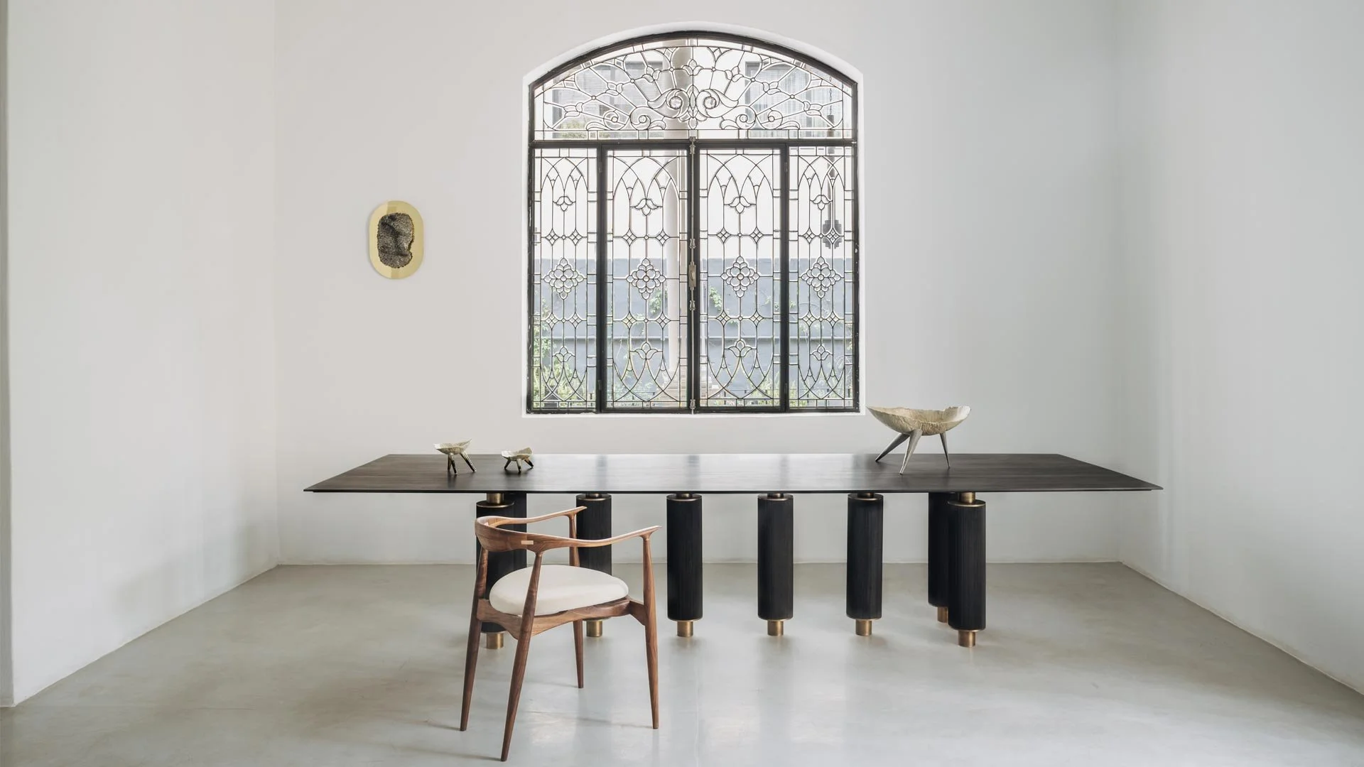 Atlas Dining Table - 1.jpg