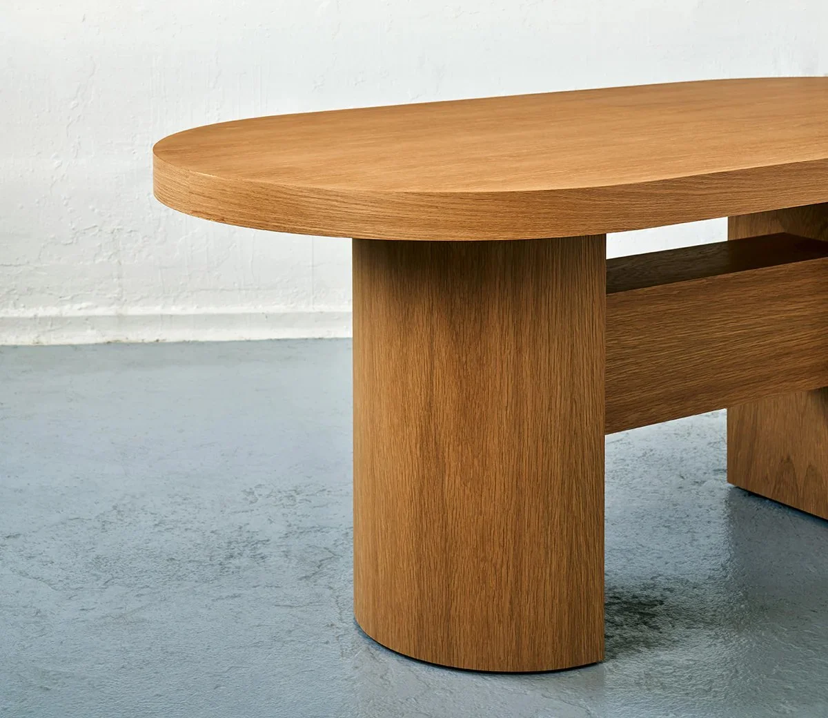 Belmont dining table - 5.jpg