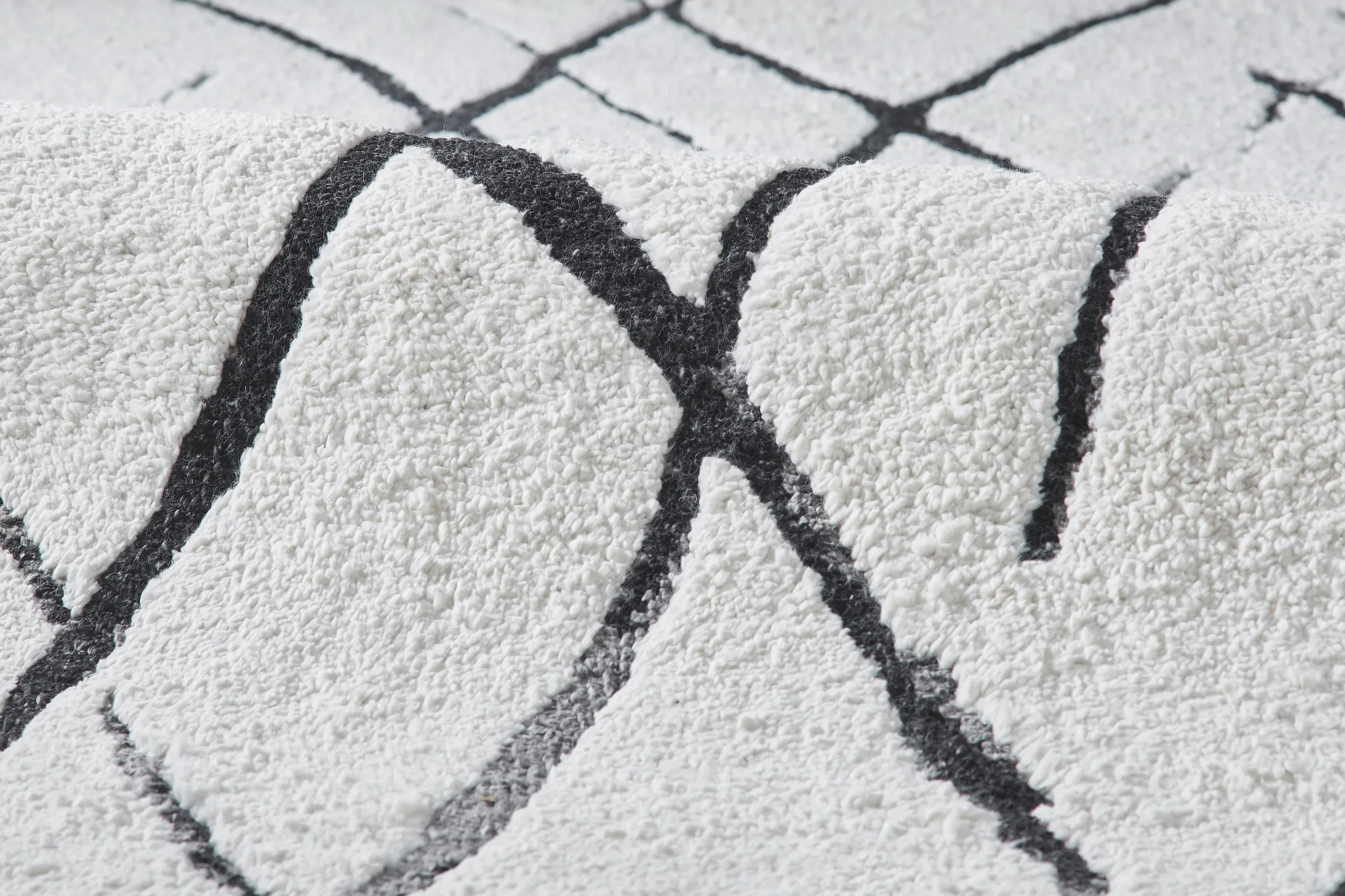 Lesa Rug - 1.jpg
