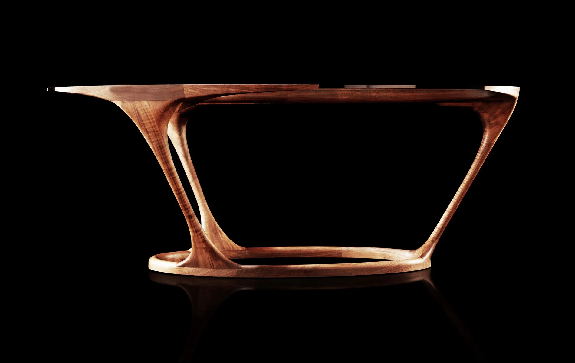 Yris Dining Table - 3.jpg