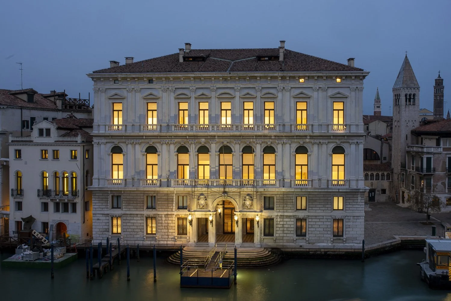 Palazzo Grassi - 2.jpg