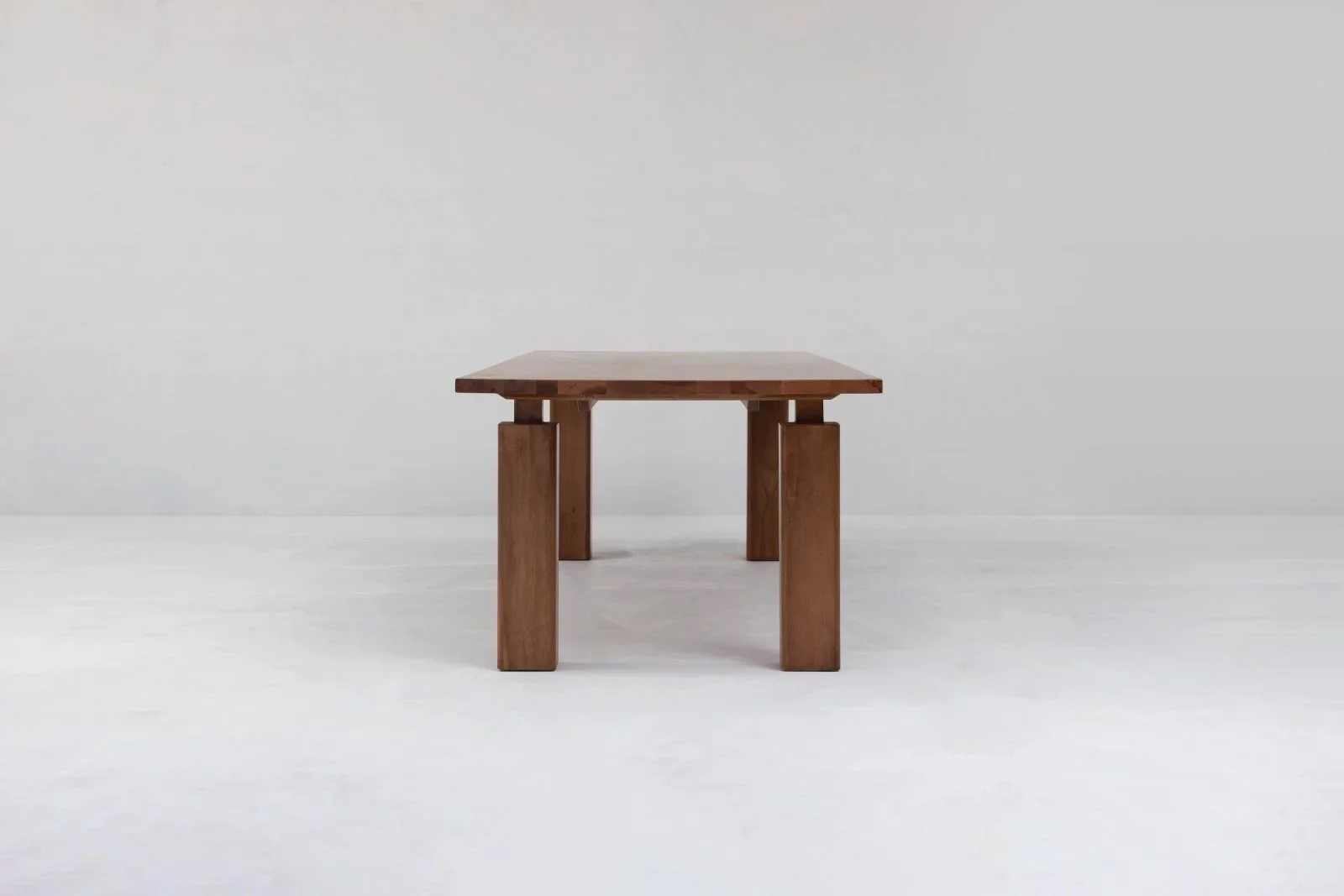 Wolo Dining Table - 6.jpg