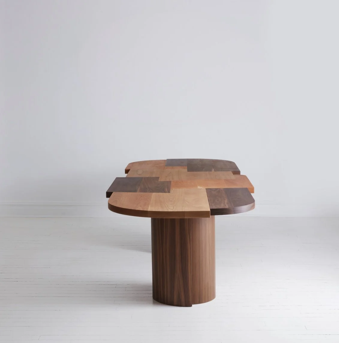 Tanya Dining Table - 4.jpg