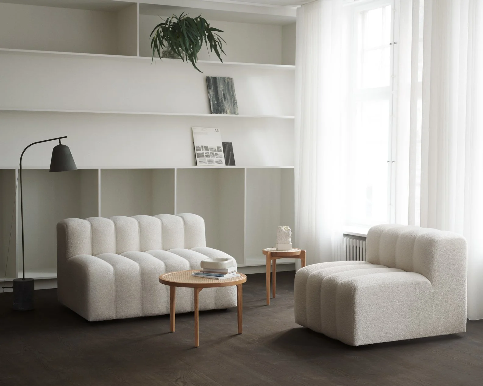Line One Floor Lamp - 3.jpg