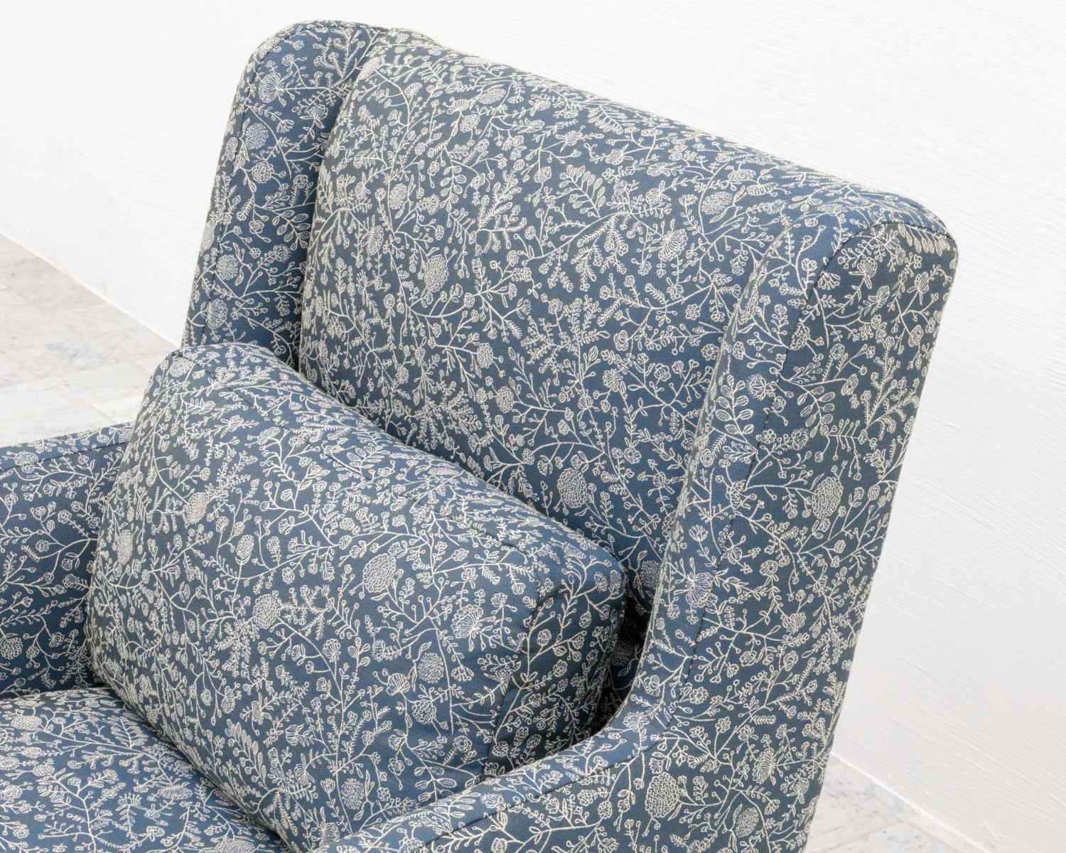 Canett Club Chair - 3.jpg