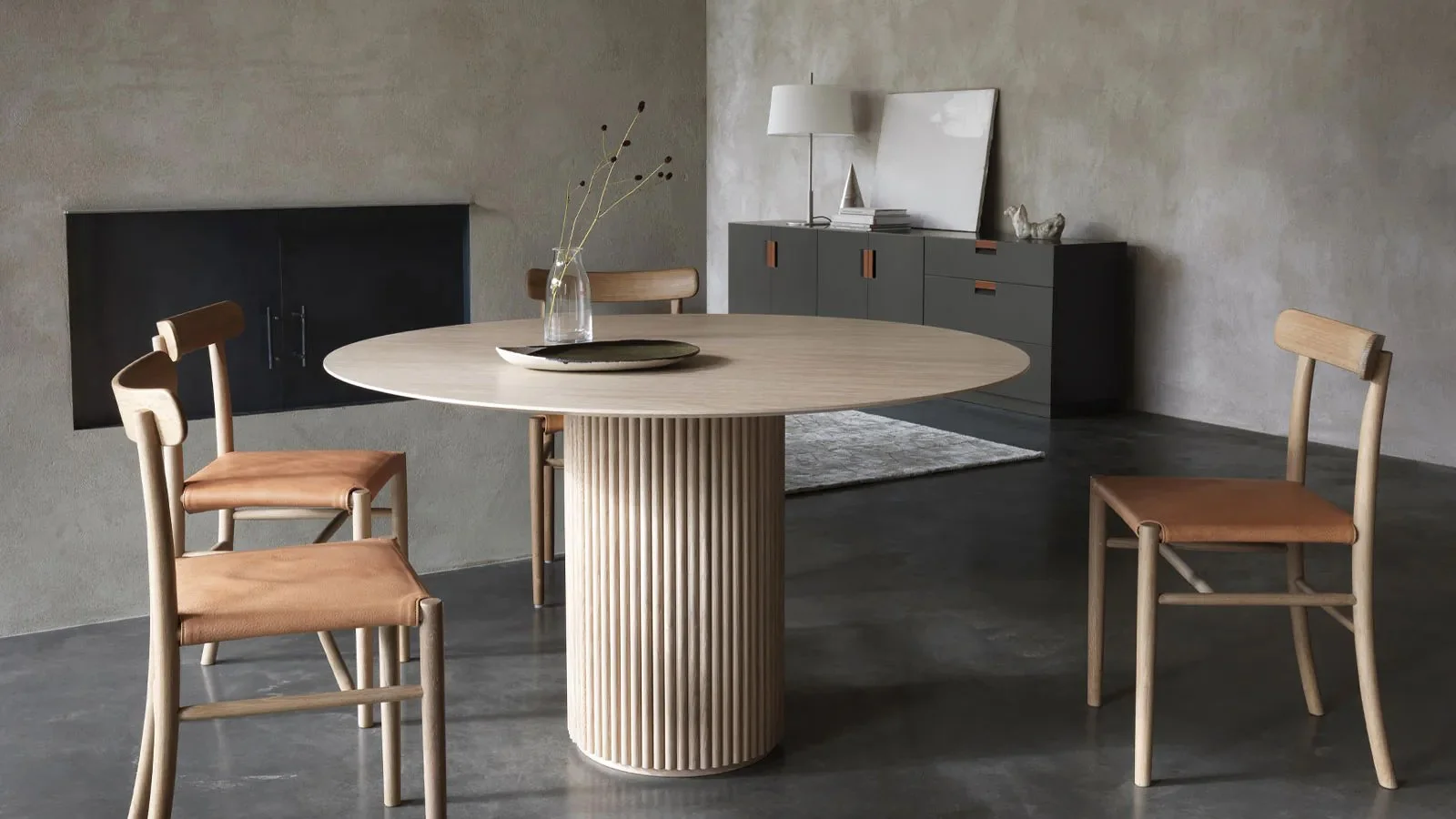 Palais Mega dining table - 3.jpg