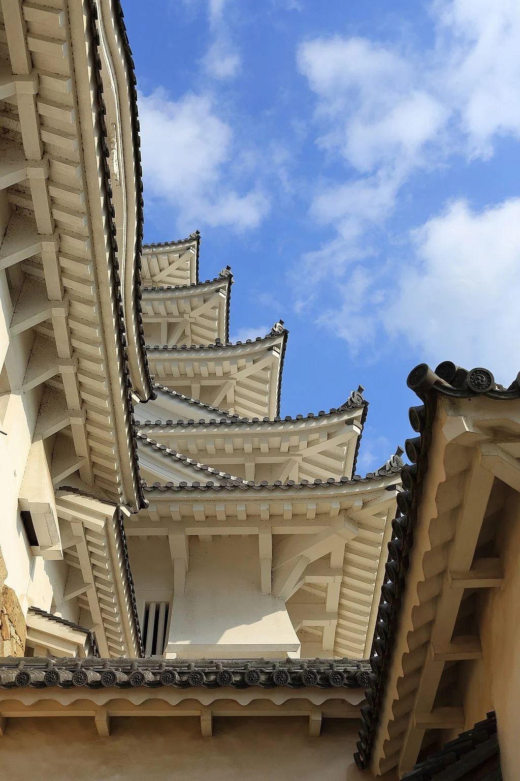 Himeji Castle - 15.jpg