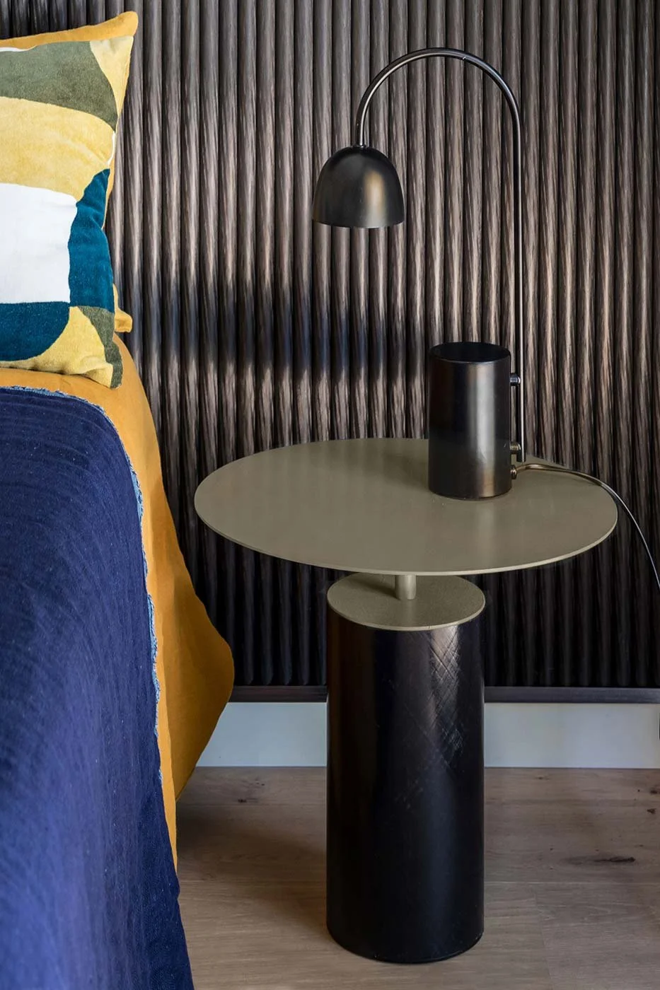 Quartz Jewelry Table - 2.jpg