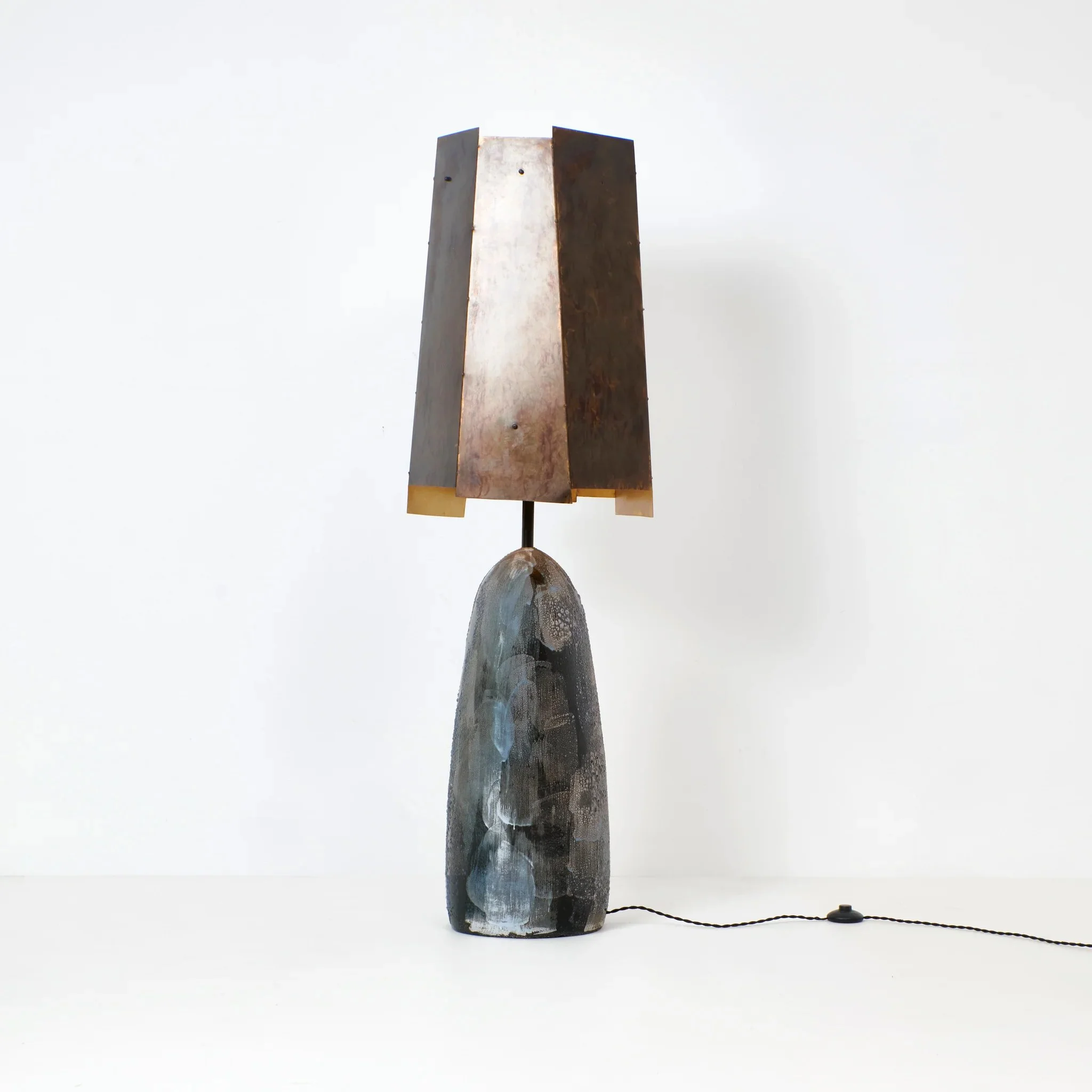Silha Floor Light - 2.jpg