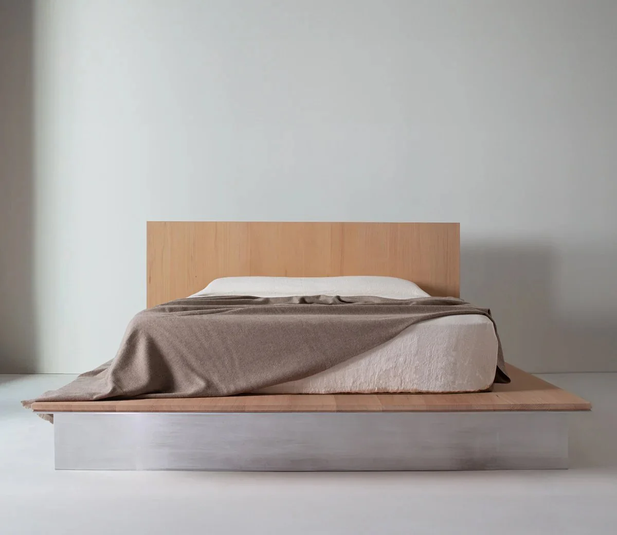 Kalon Element bed - 4.jpg