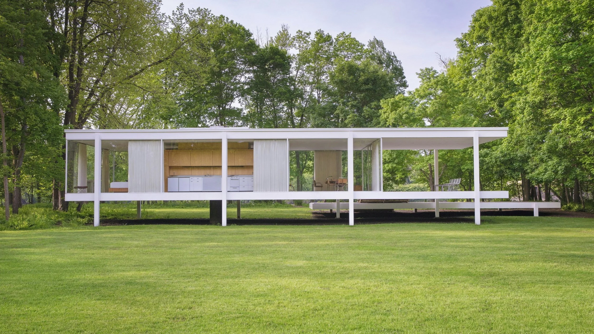 Farnsworth House - 2.jpg