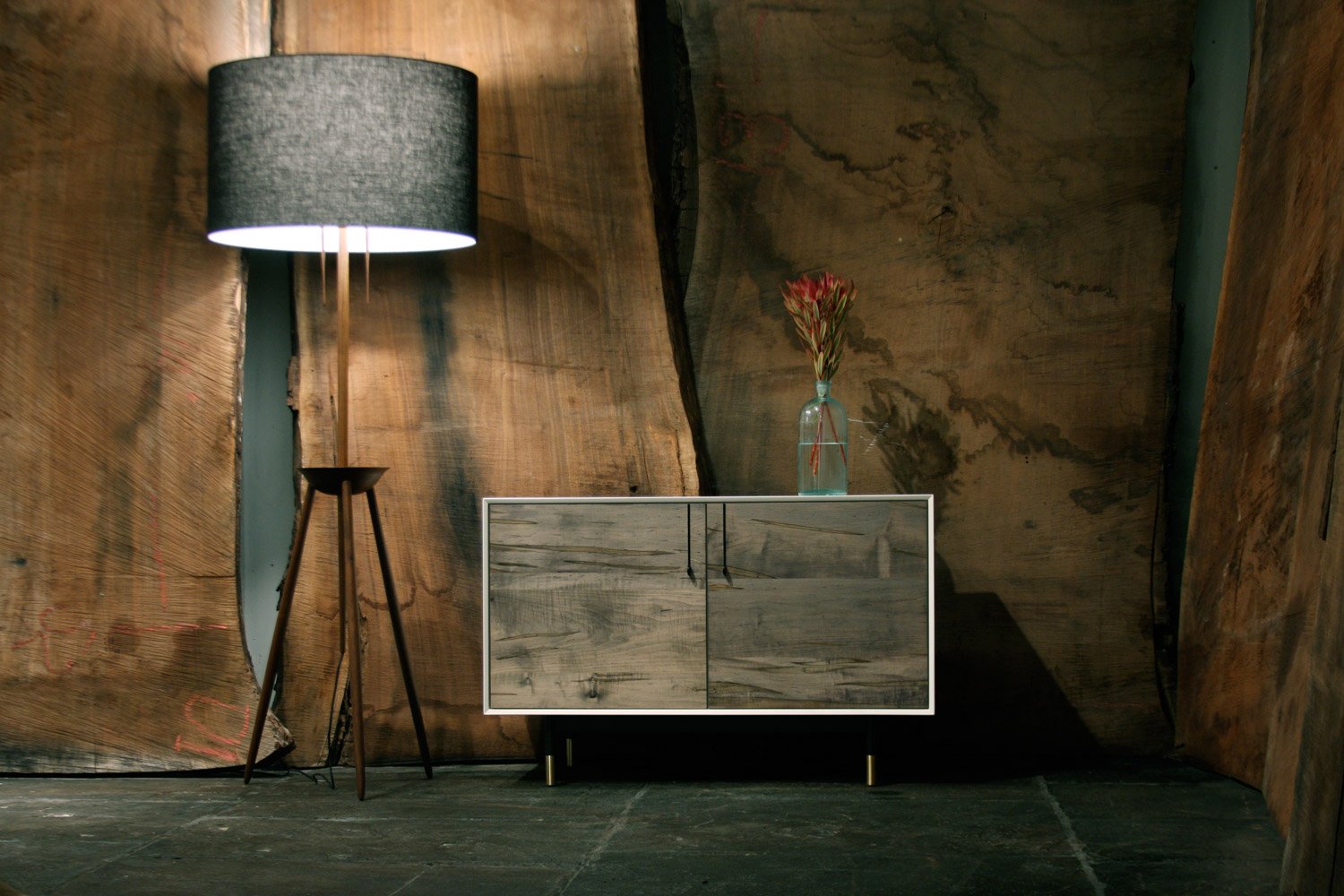 Tripod Lamp - 6.jpg