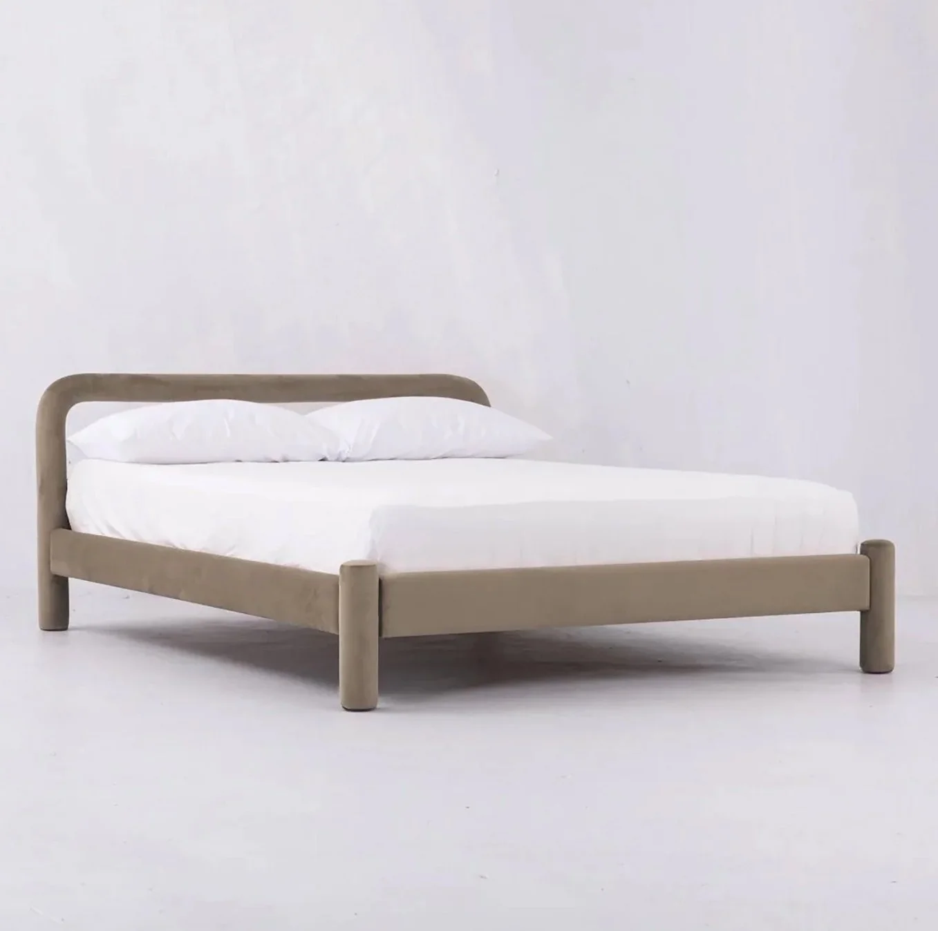 Temi Bed - 4.jpg