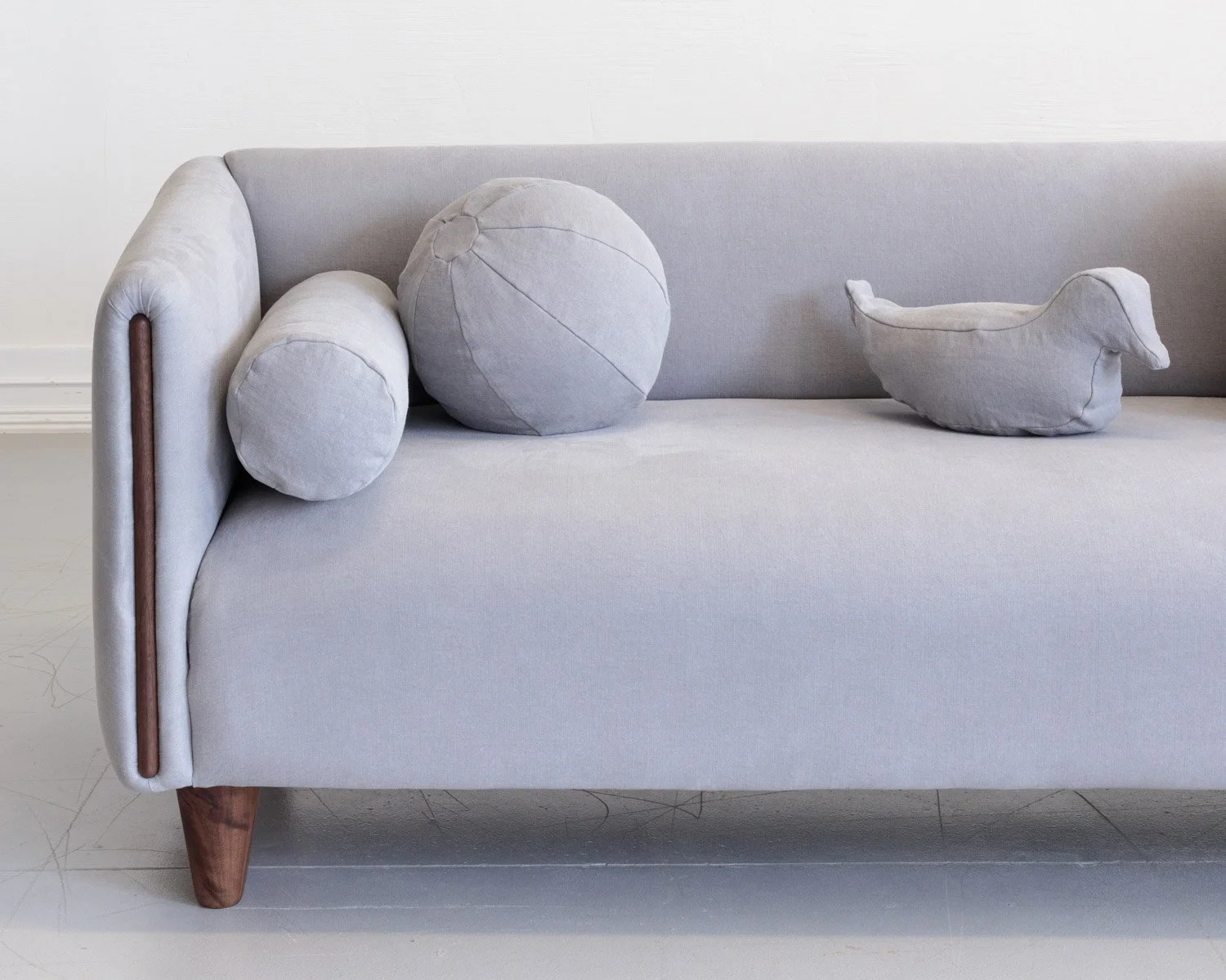 Nobol Sofa - 5.jpg