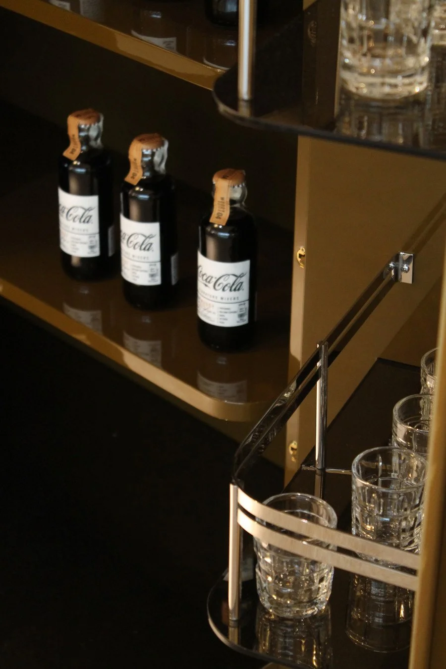 Leon bar - 3.jpg