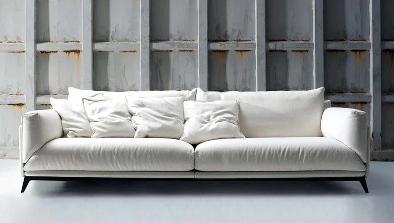 Faubourg Sofa - 3.jpg