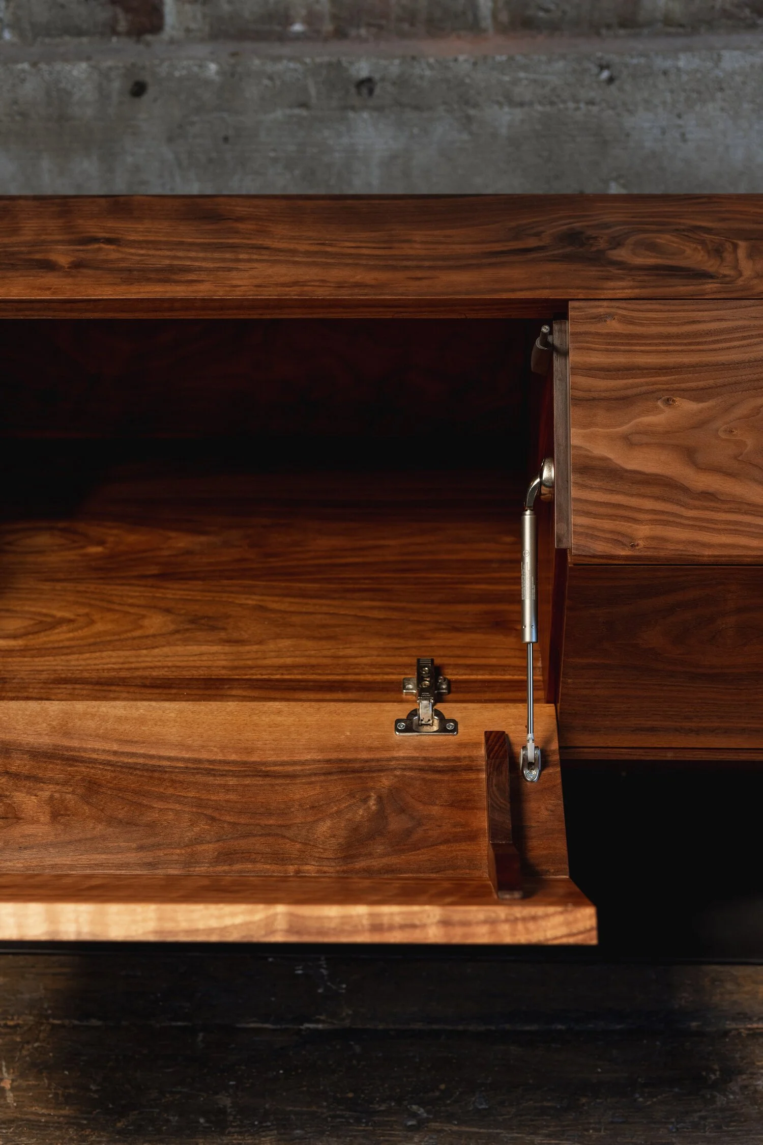 Octagon Cabinet - 3.jpg
