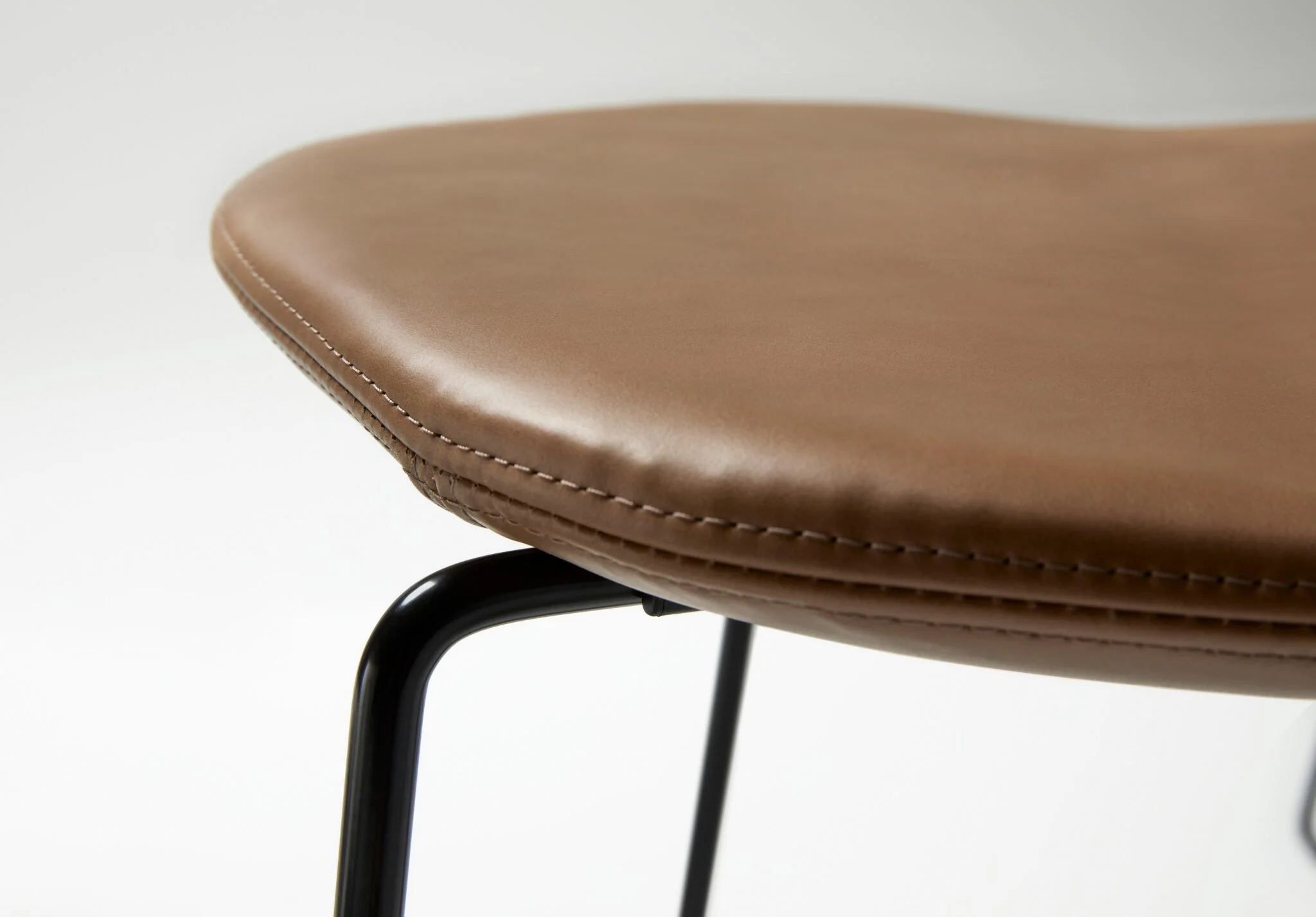 Duet Stool - 3.jpg