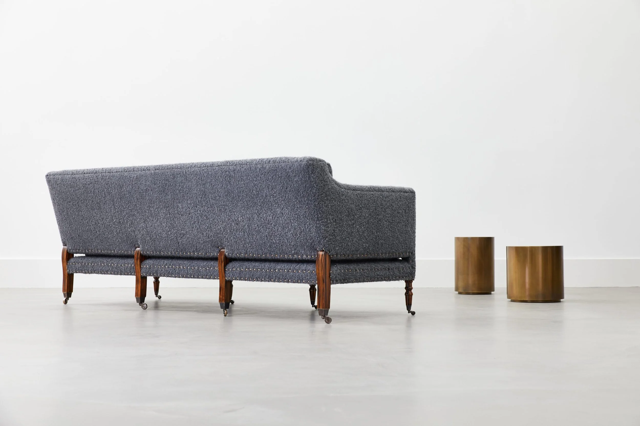 Regency Sofa - 3.jpg