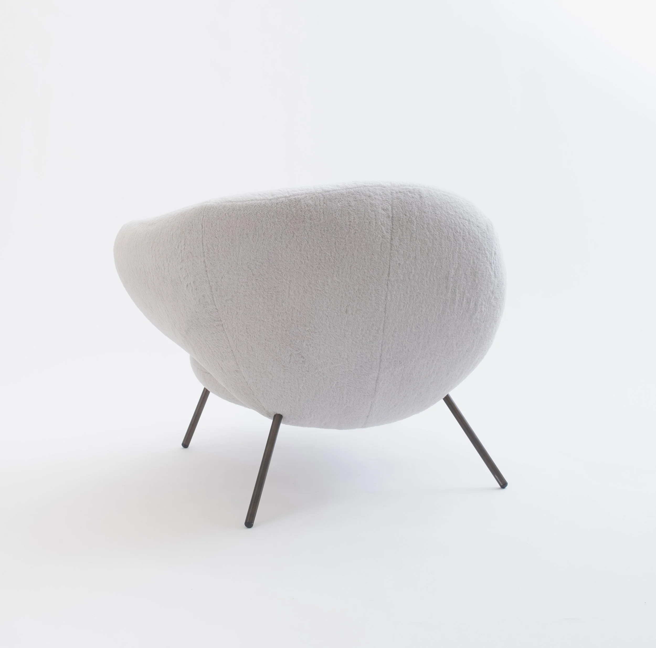 Dumbo Lounge Chair - 7.jpg