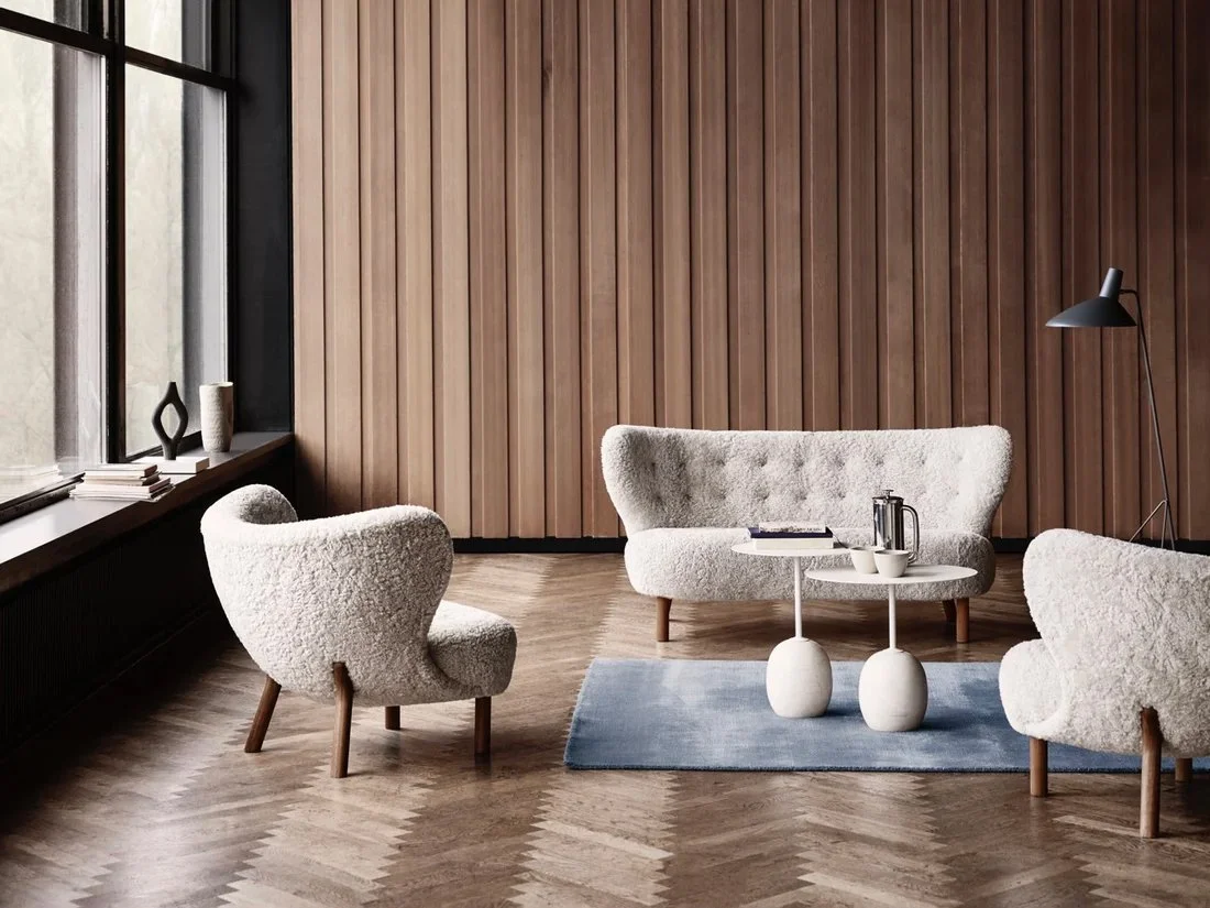 Little Petra Settee - 3.jpg