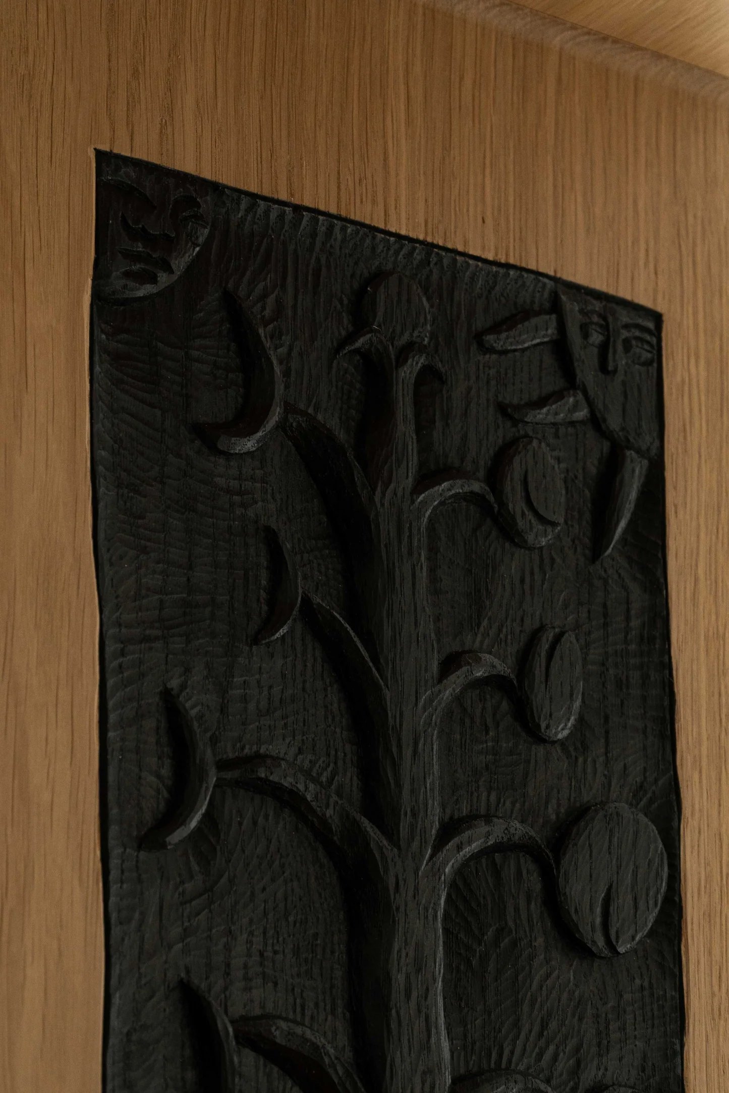ROMAN SHELF - 6.jpg
