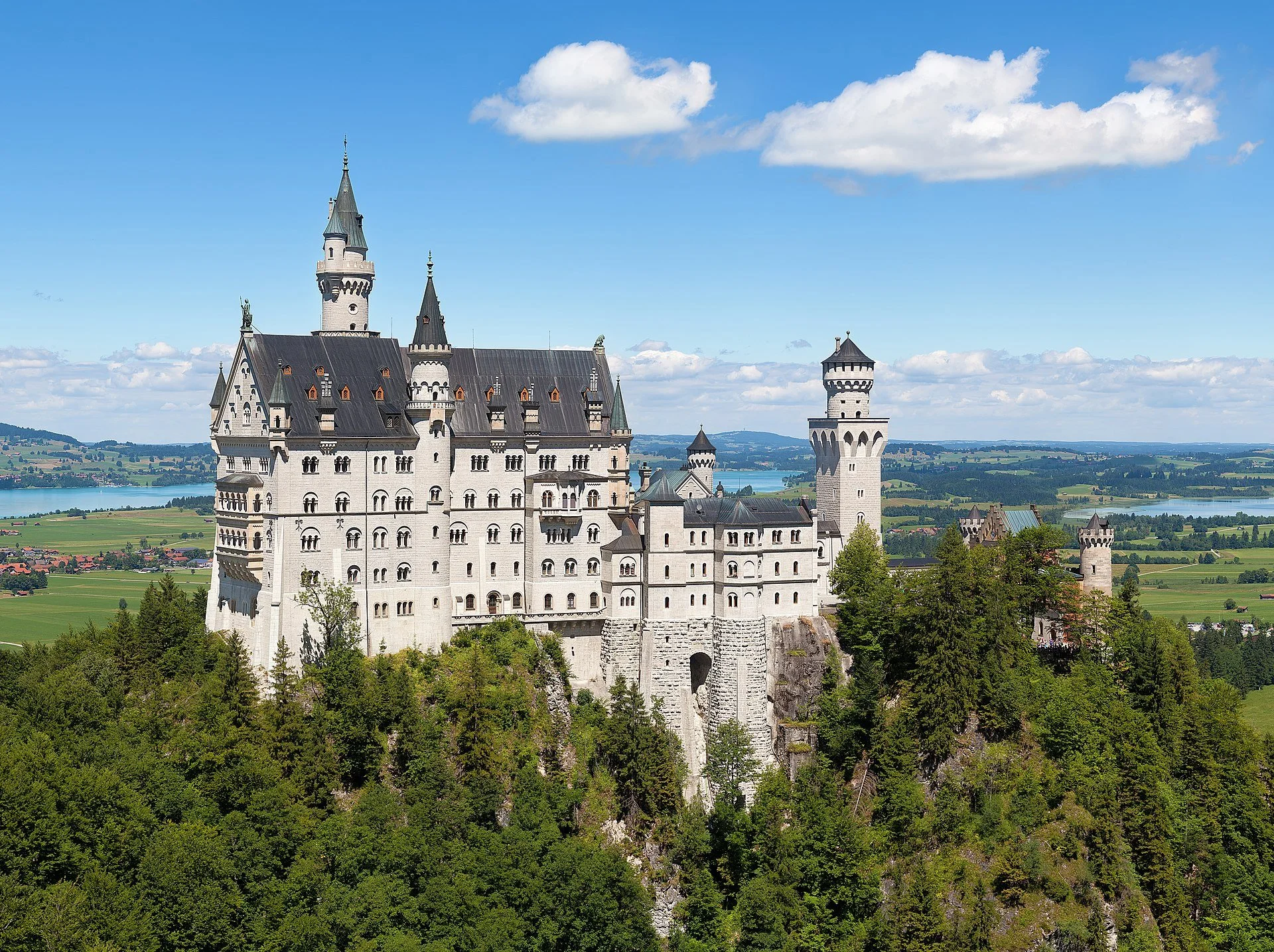 Neuschwanstein Castle - 1.jpg