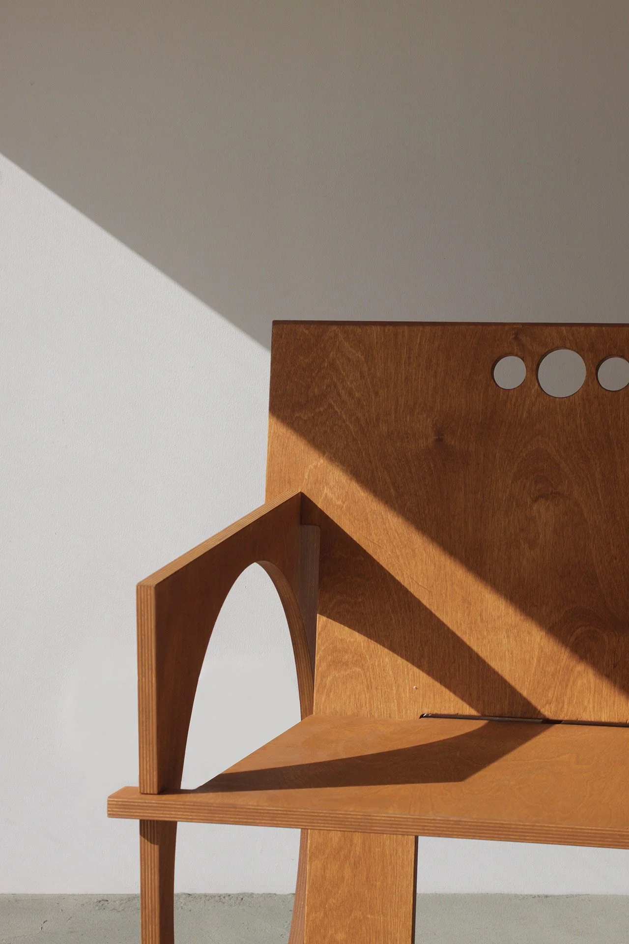Round Wood Chair - 3.jpg