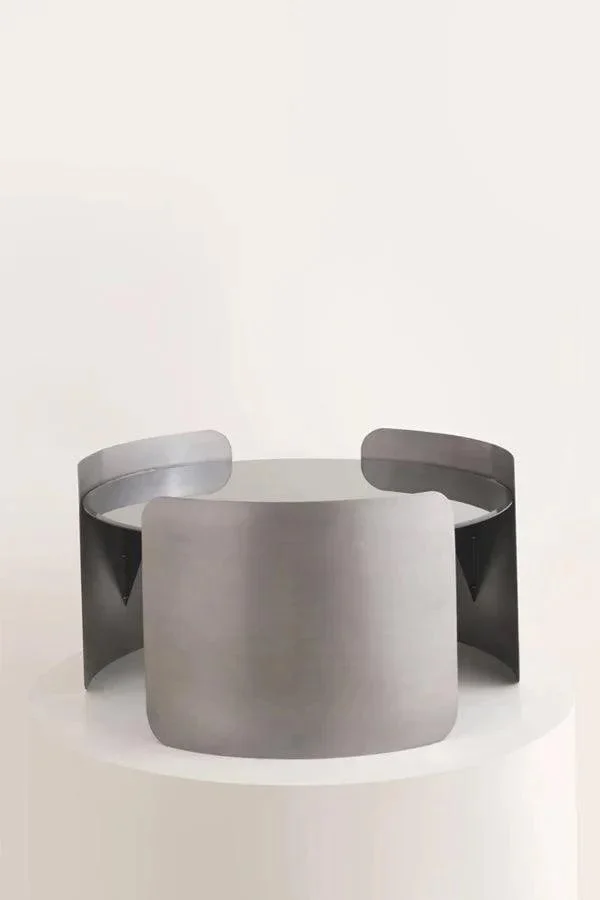 Hug Coffee Table - 4.jpg