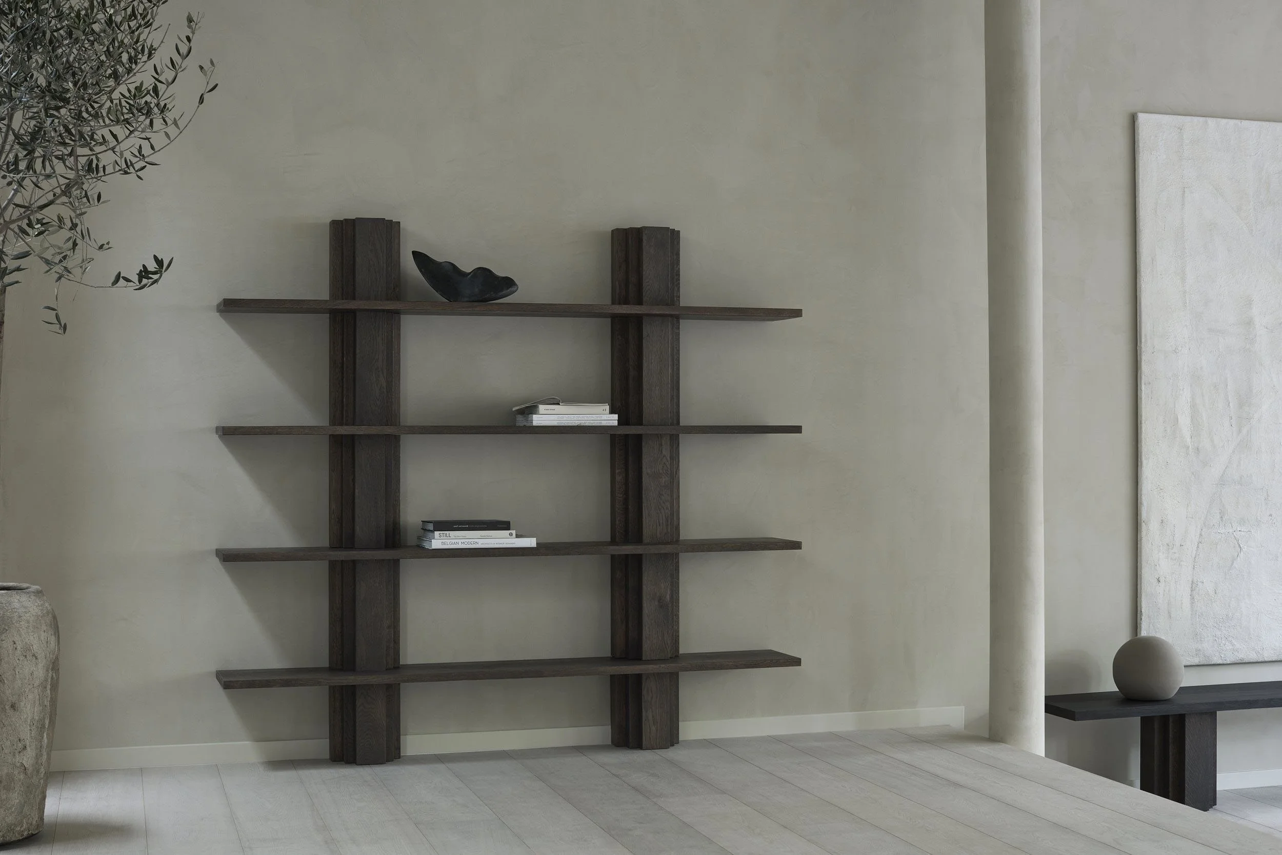 Brut Bibliotheque - 1.jpg