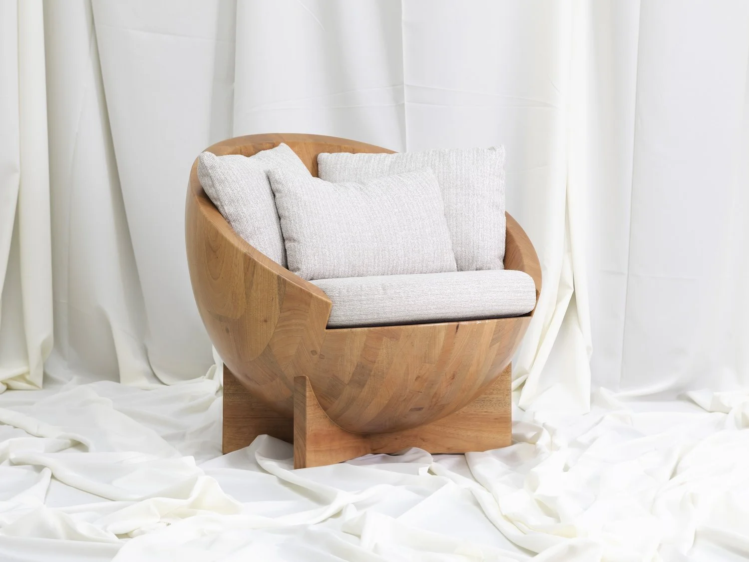 Sanctuary Lounge chair - 2.jpg