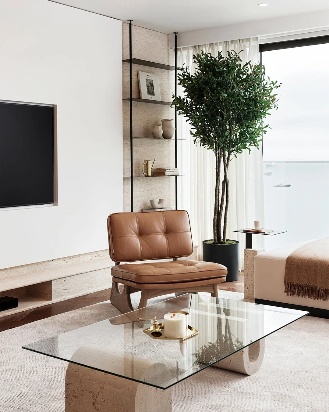Tonoz Coffee Table Glass - 2.jpg