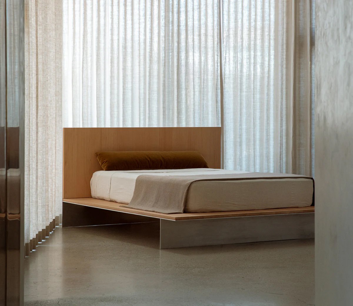 Kalon Element bed - 3.jpg
