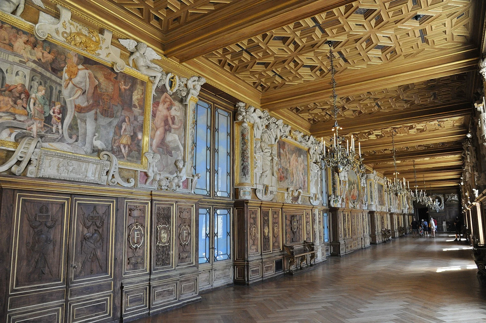 Chateau de Fontainebleau - 12.jpg