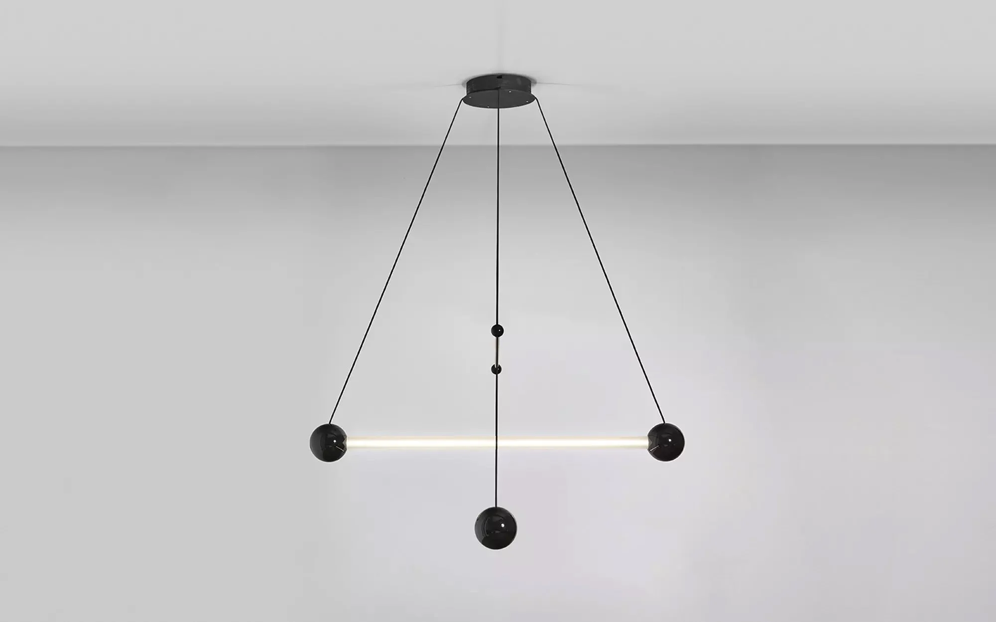 Trapeze 2 Ceiling light - 3.jpg