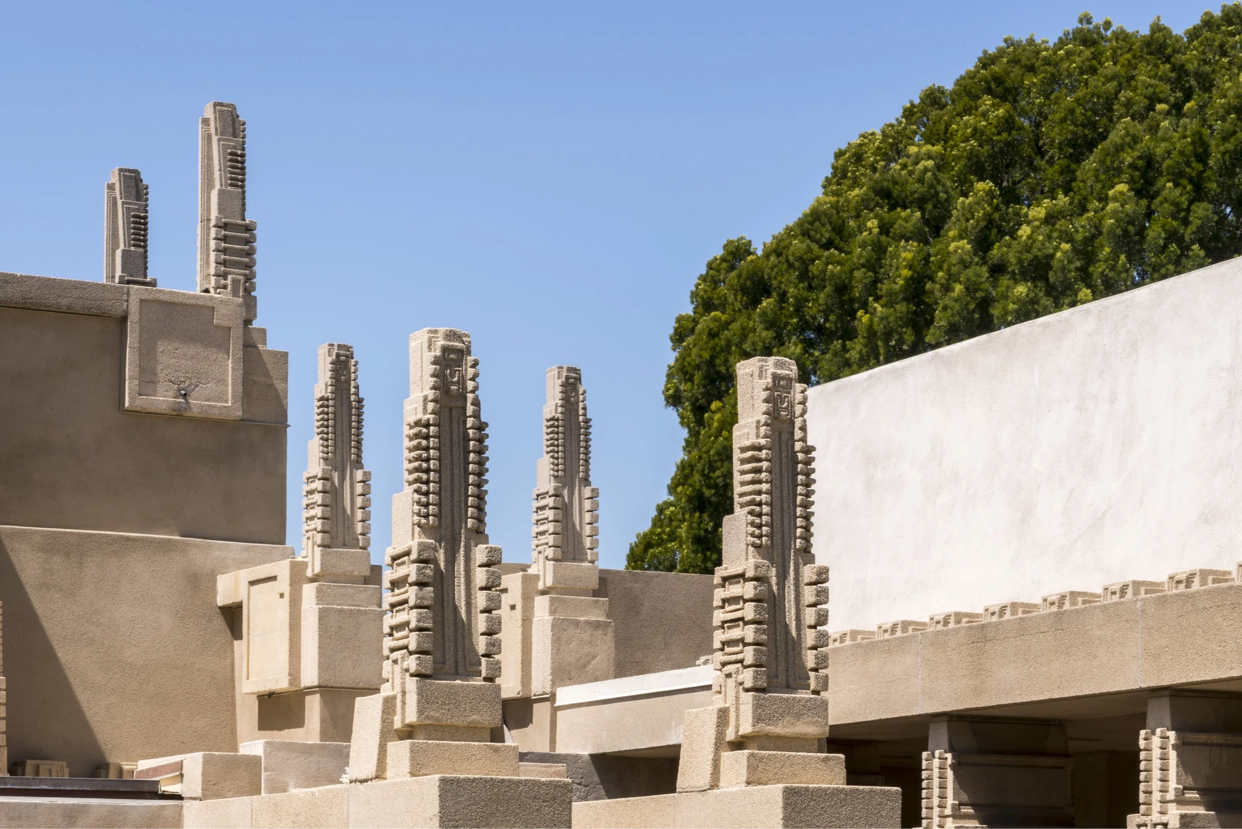 Hollyhock House - 6.jpg