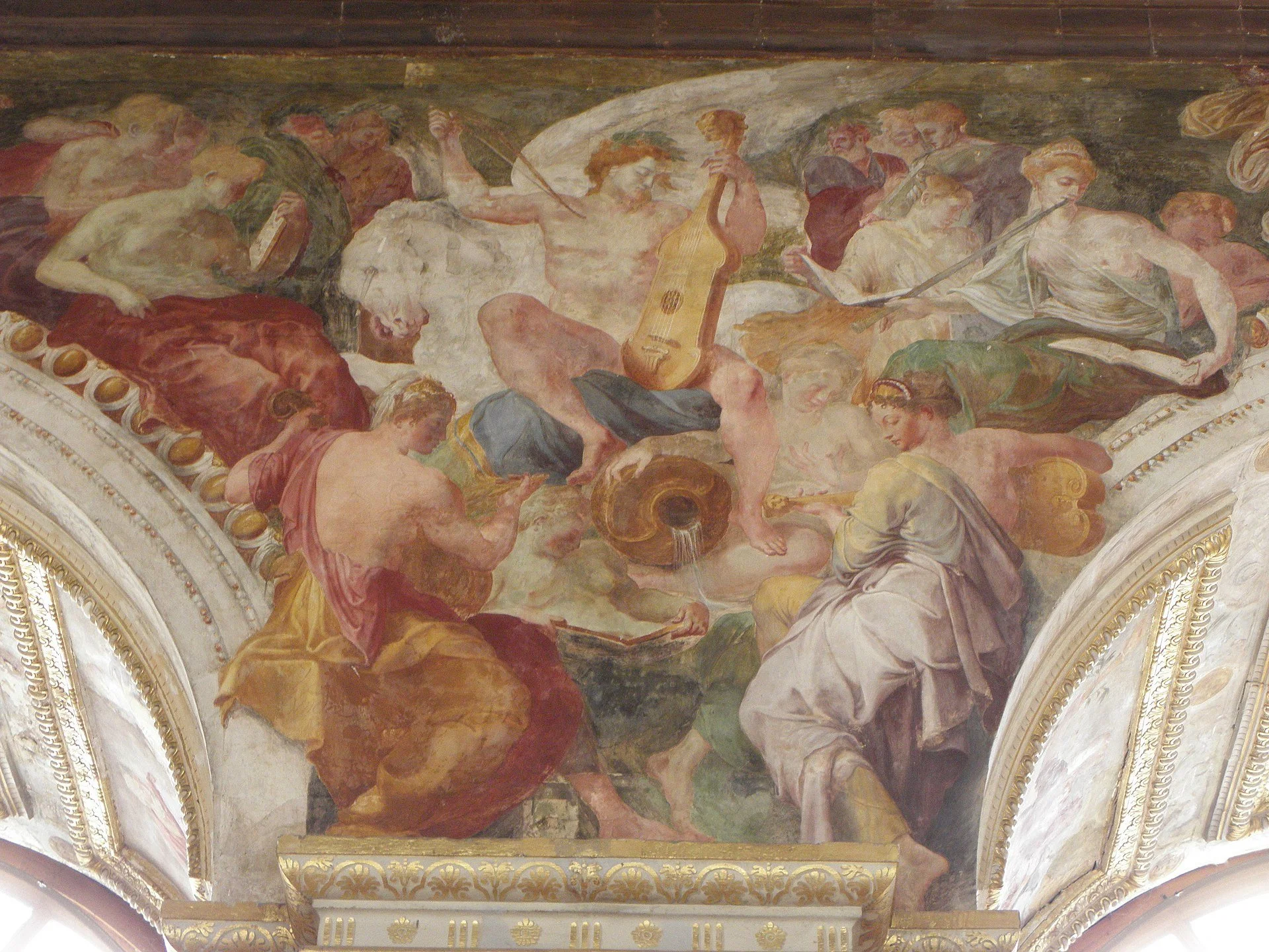 Chateau de Fontainebleau - 16.jpg