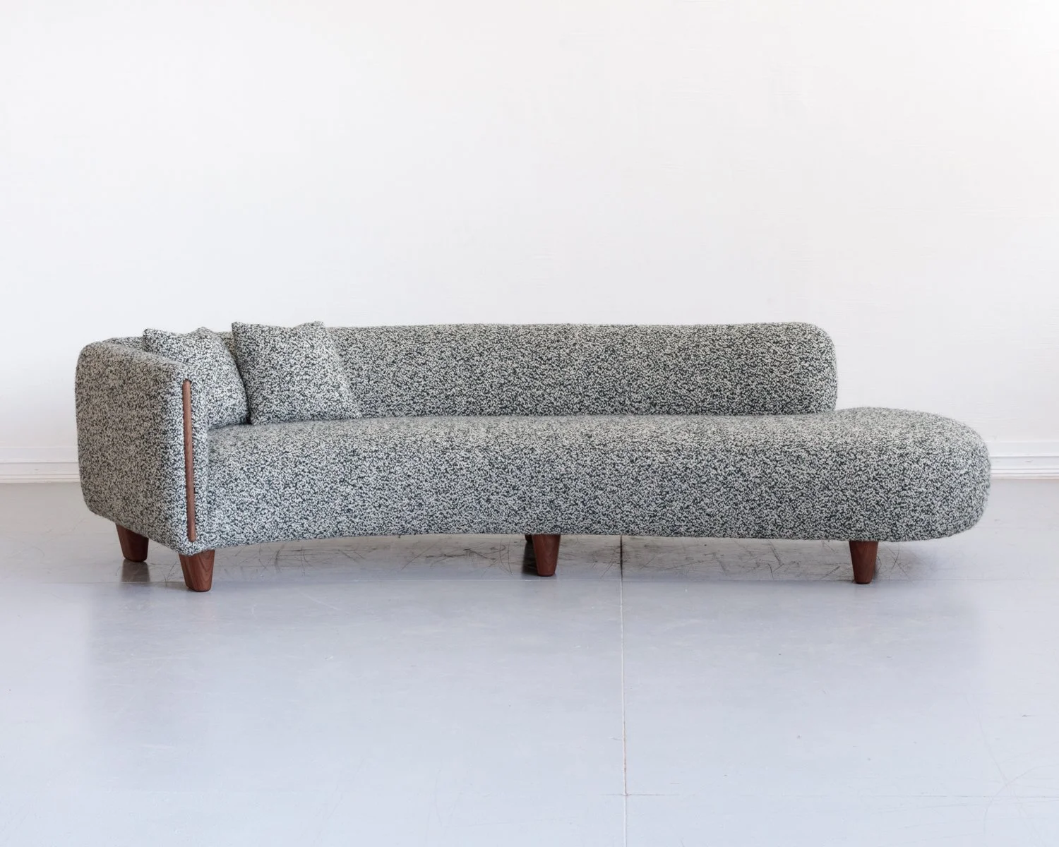 Nobol Sofa - 4.jpg